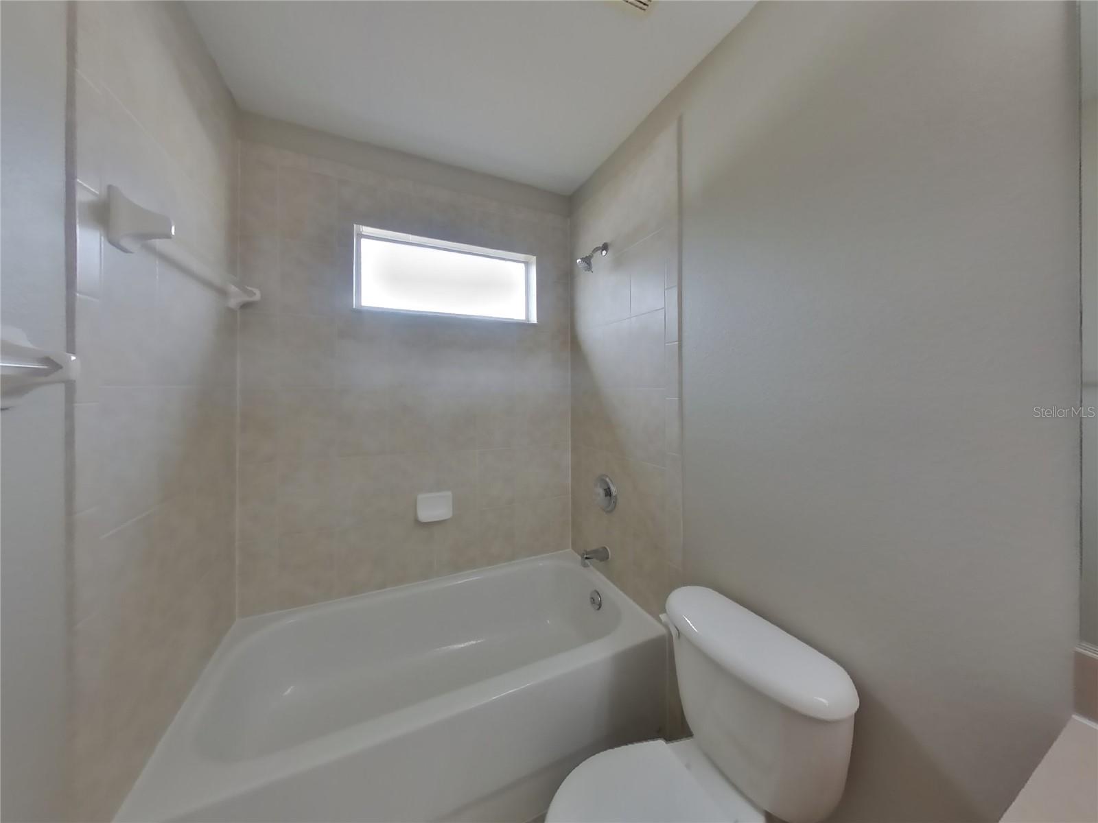 PALM COVE PH 2 - Residential Lease