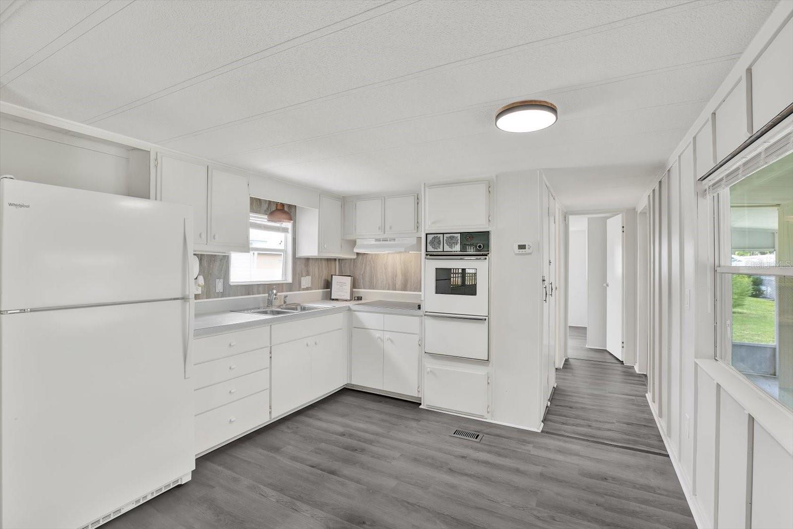 TANGLEWOOD MOBILE VILLAGE - Residential