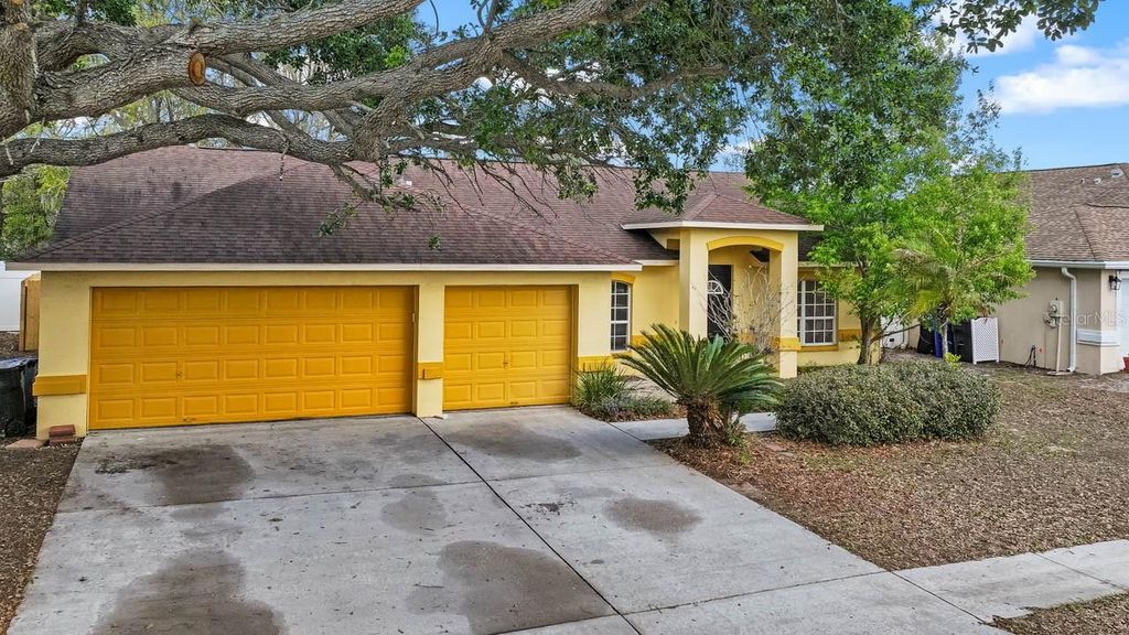 Photo of 11301 Andy Drive, Riverview, FL 33569 (MLS # TB8471965)
