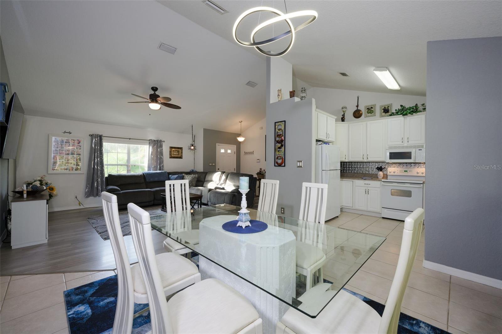 QUAIL HOLLOW - Residential