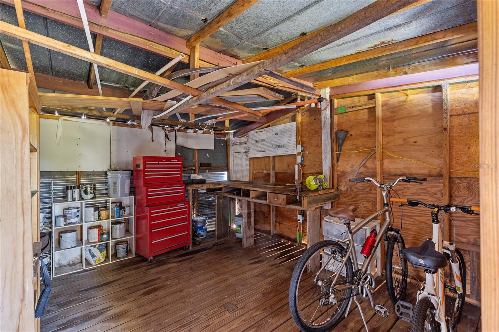 LAKE KEEN ESTATES - Residential