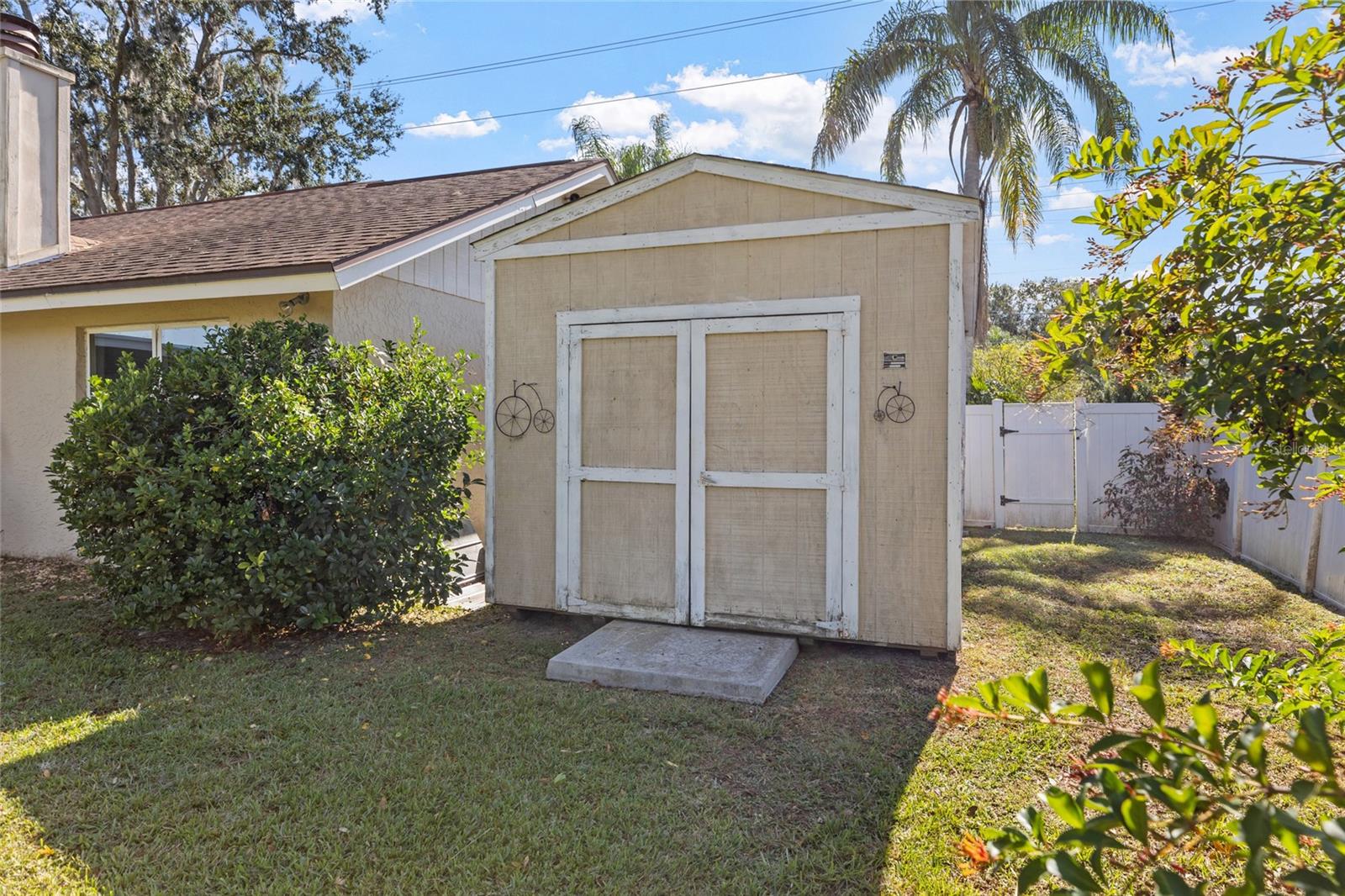 LAKE KEEN ESTATES - Residential