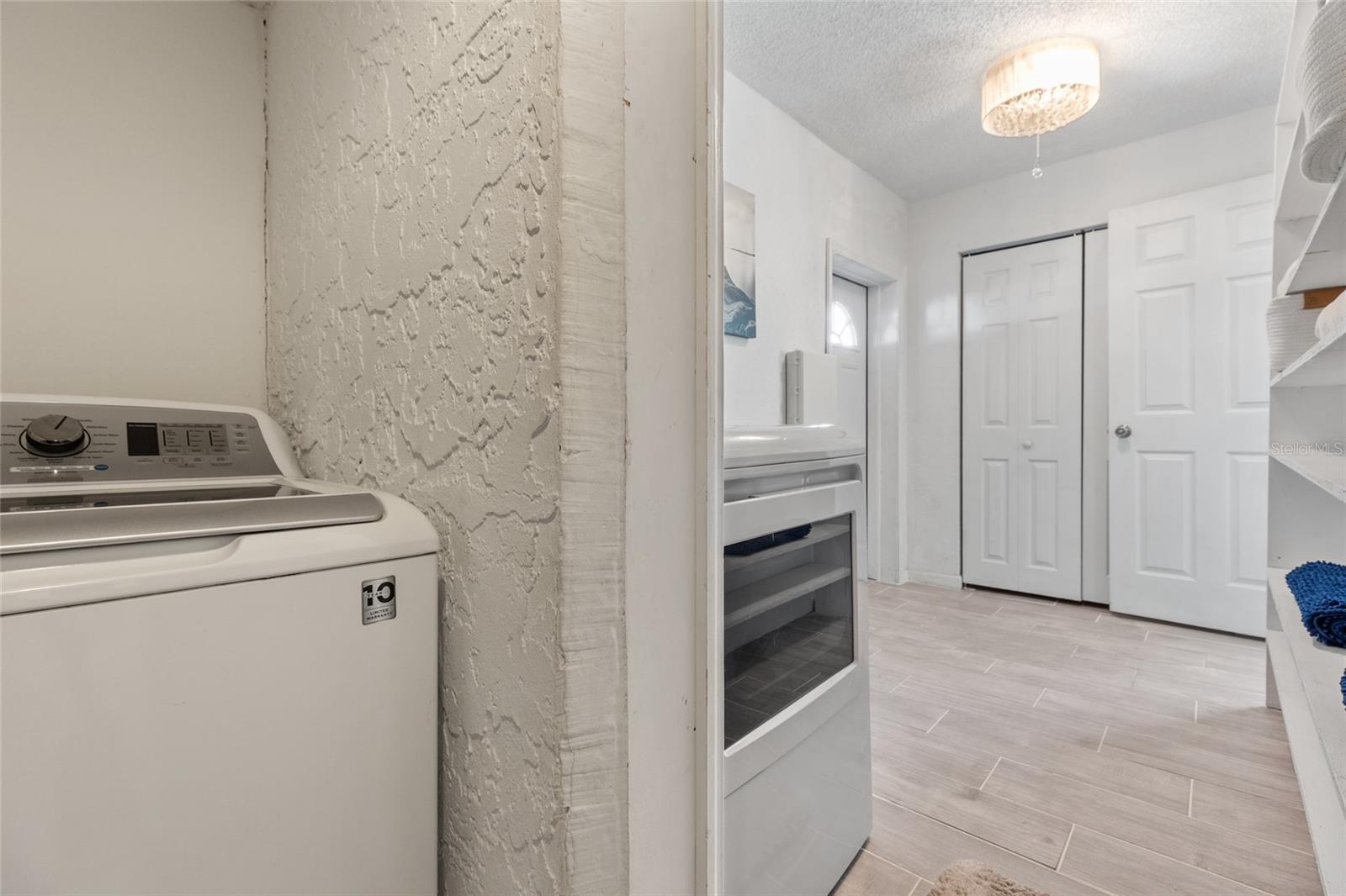 LAKE KEEN ESTATES - Residential