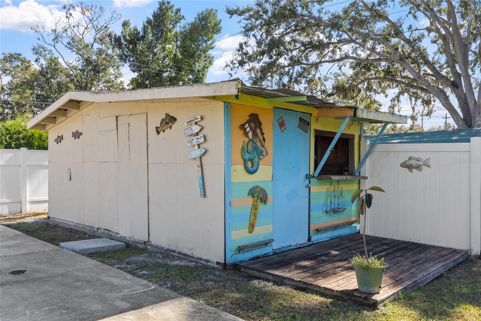 LAKE KEEN ESTATES - Residential