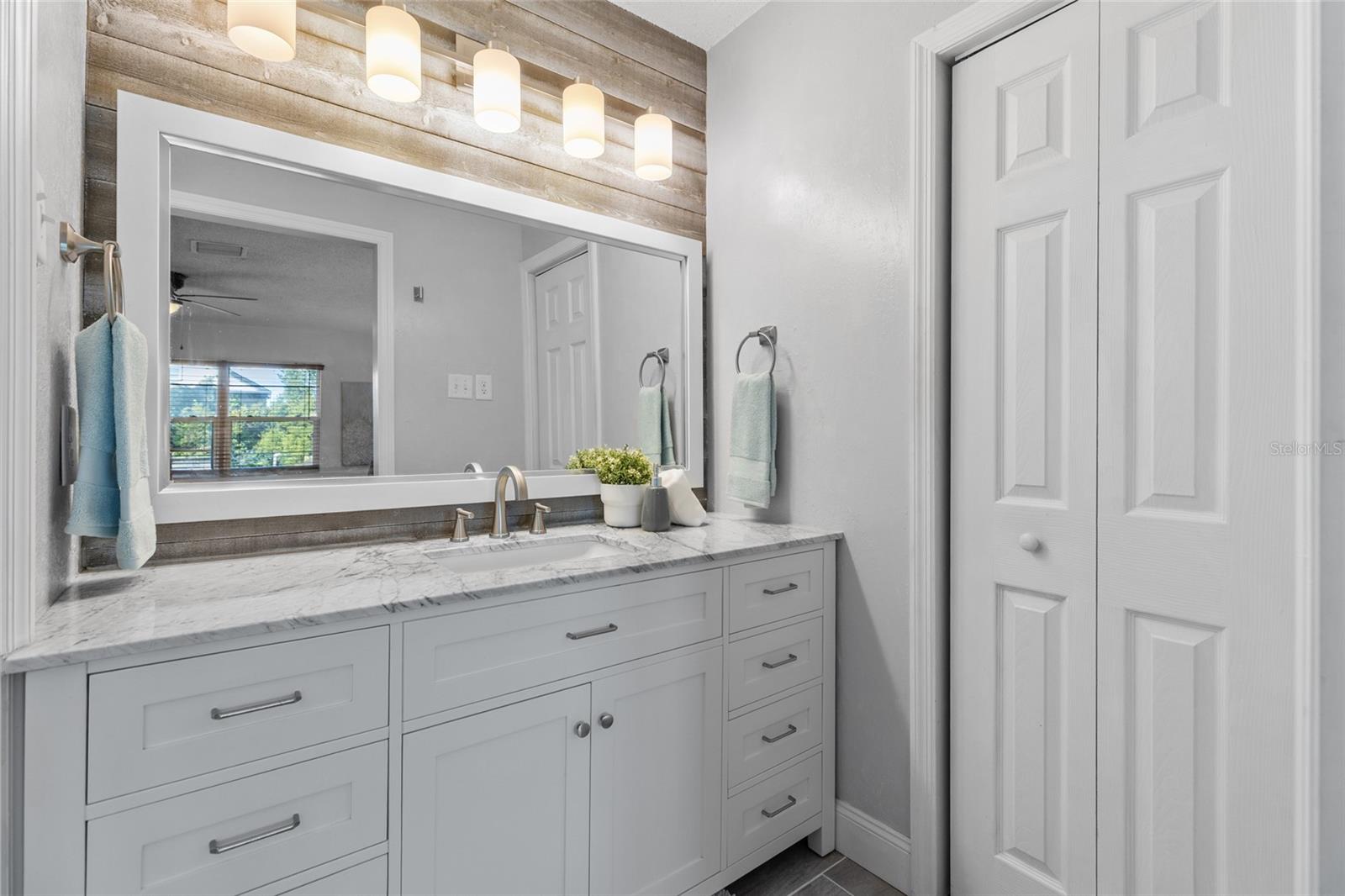 LAKE KEEN ESTATES - Residential