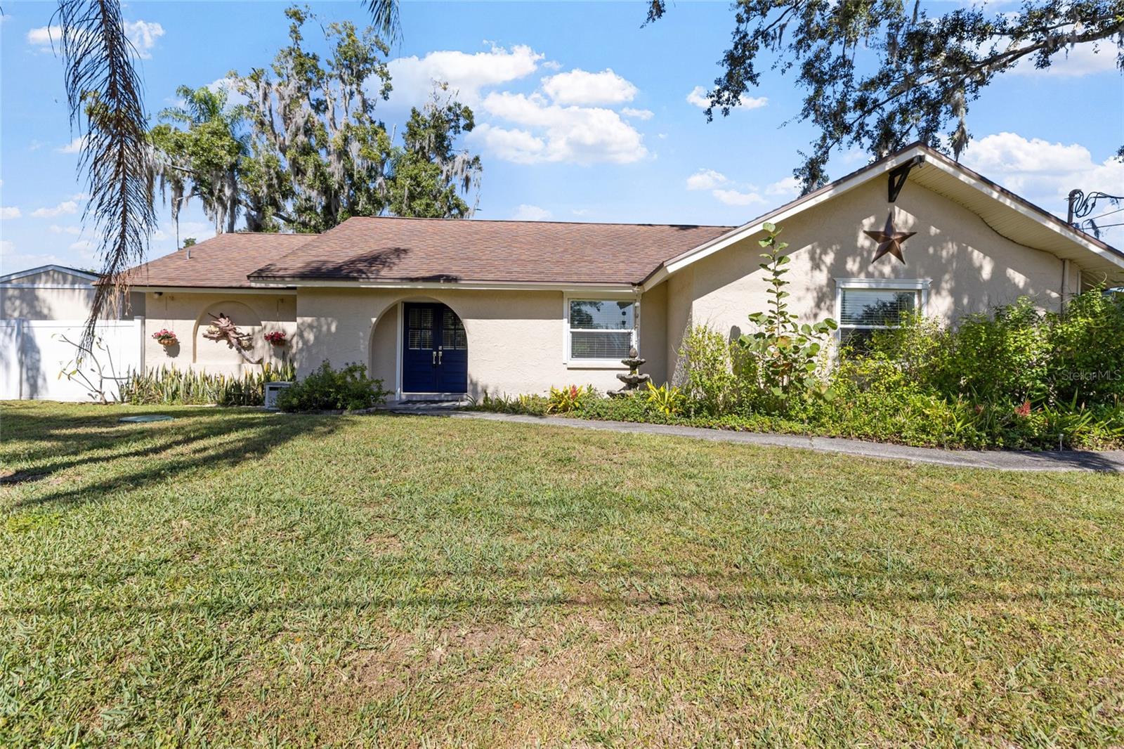 LAKE KEEN ESTATES - Residential