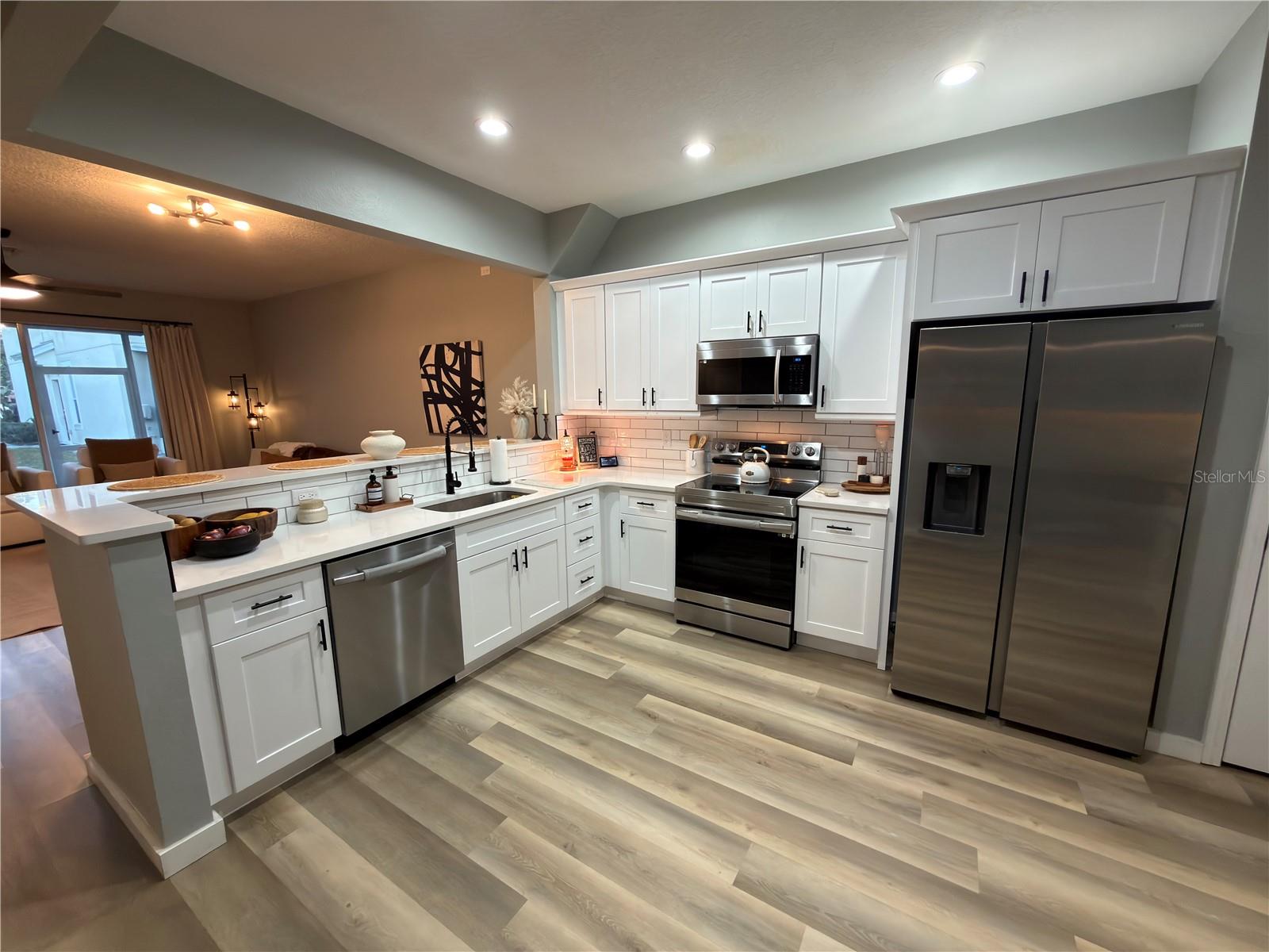 BAY AT CYPRESS CREEK - Residential