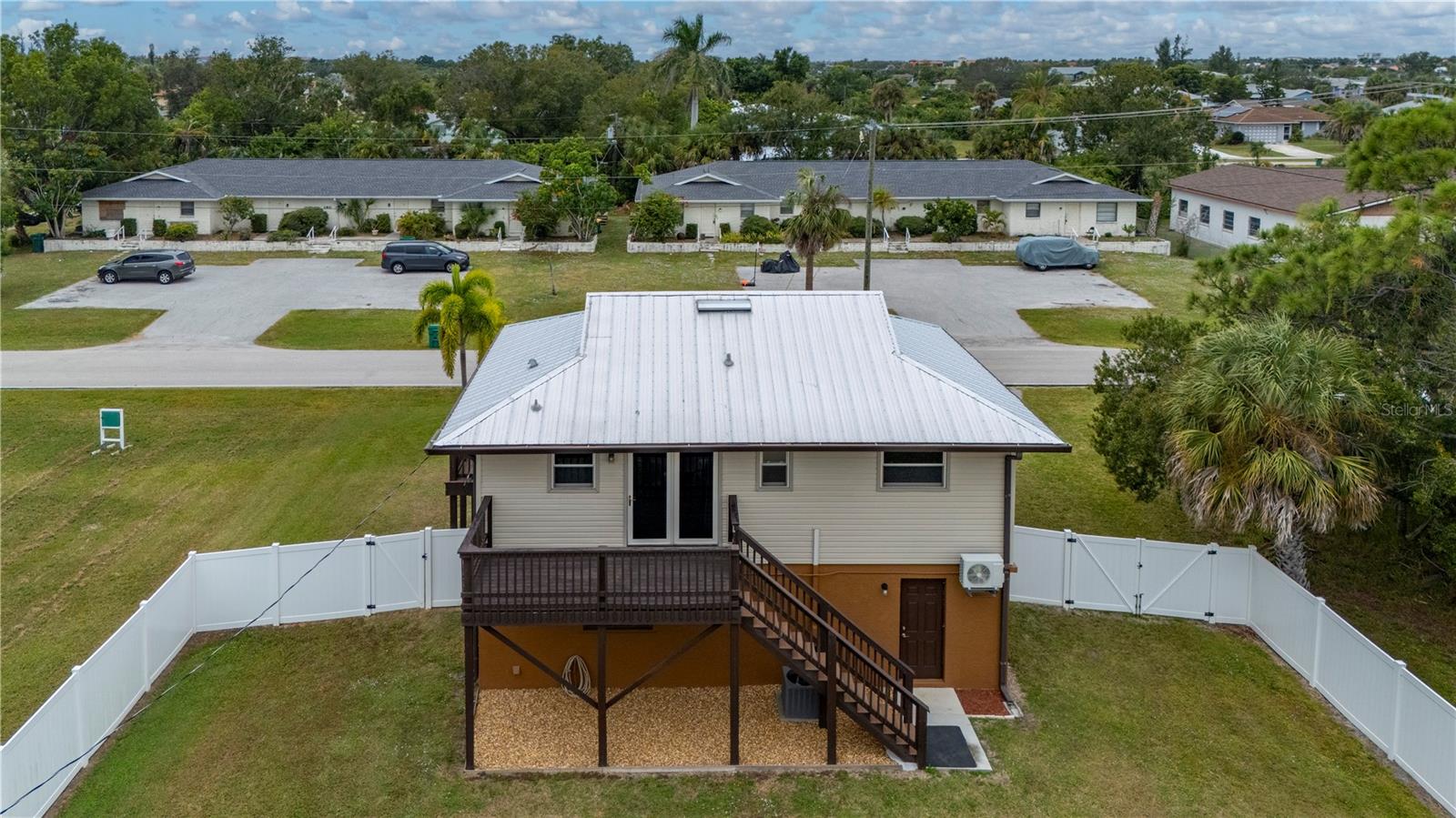 AQUI ESTATE UNIT 01 - Residential