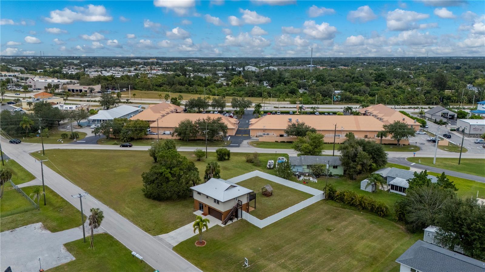 AQUI ESTATE UNIT 01 - Residential