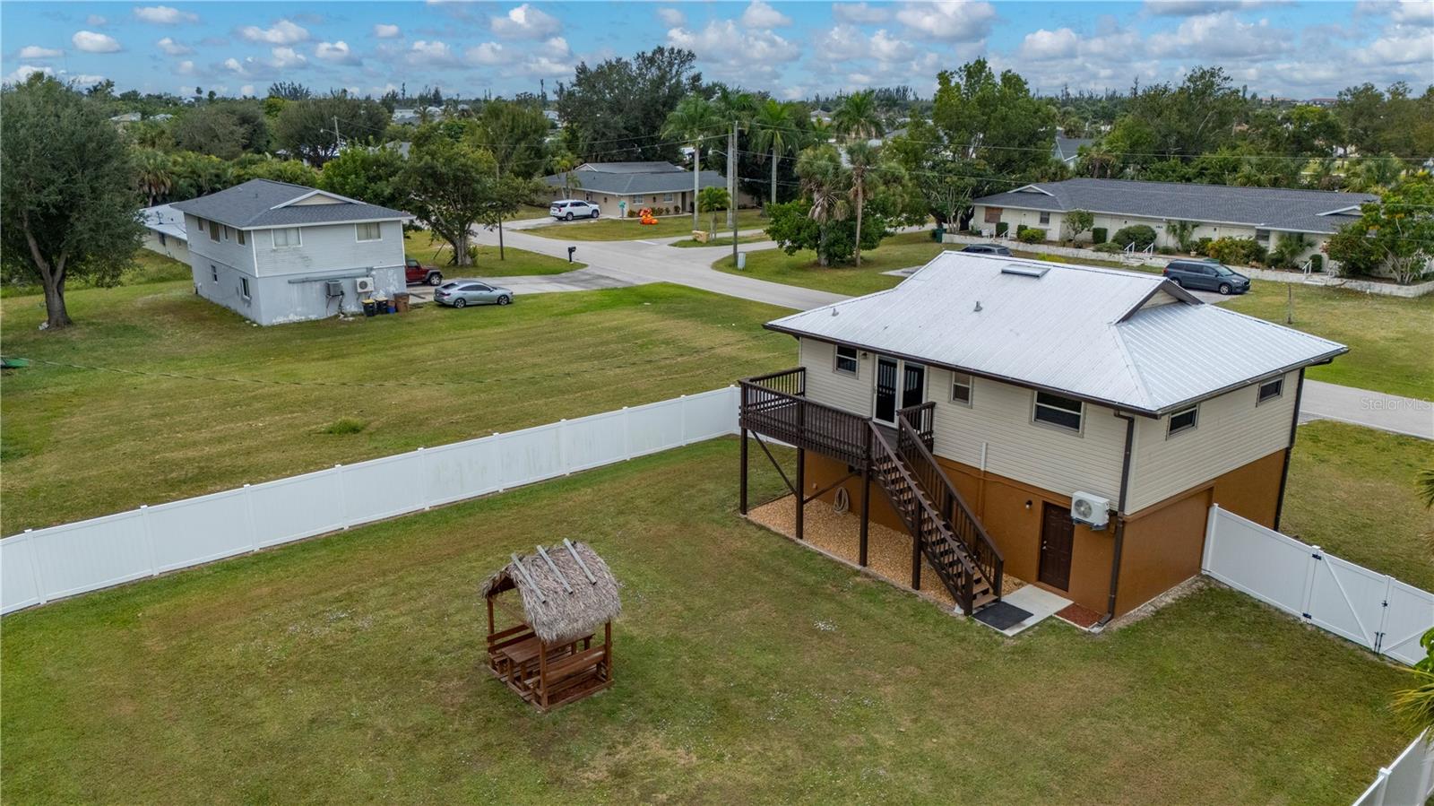 AQUI ESTATE UNIT 01 - Residential