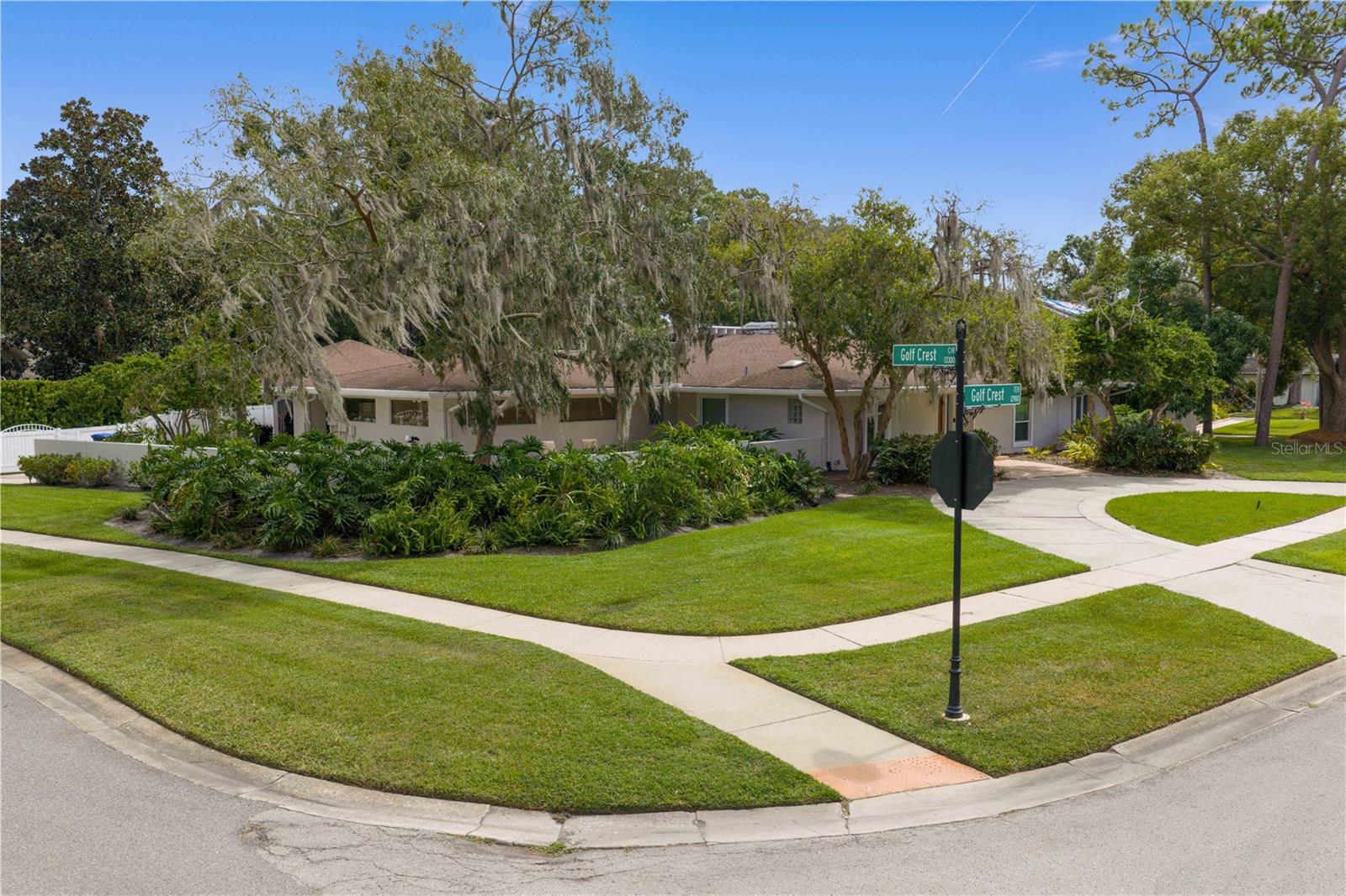 CARROLLWOOD VILLAGE SEC 1 - Residential