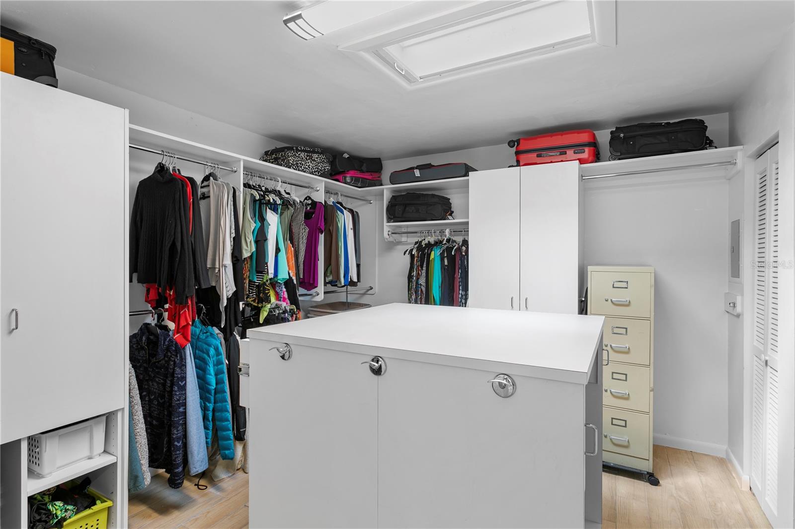 CARROLLWOOD VILLAGE SEC 1 - Residential