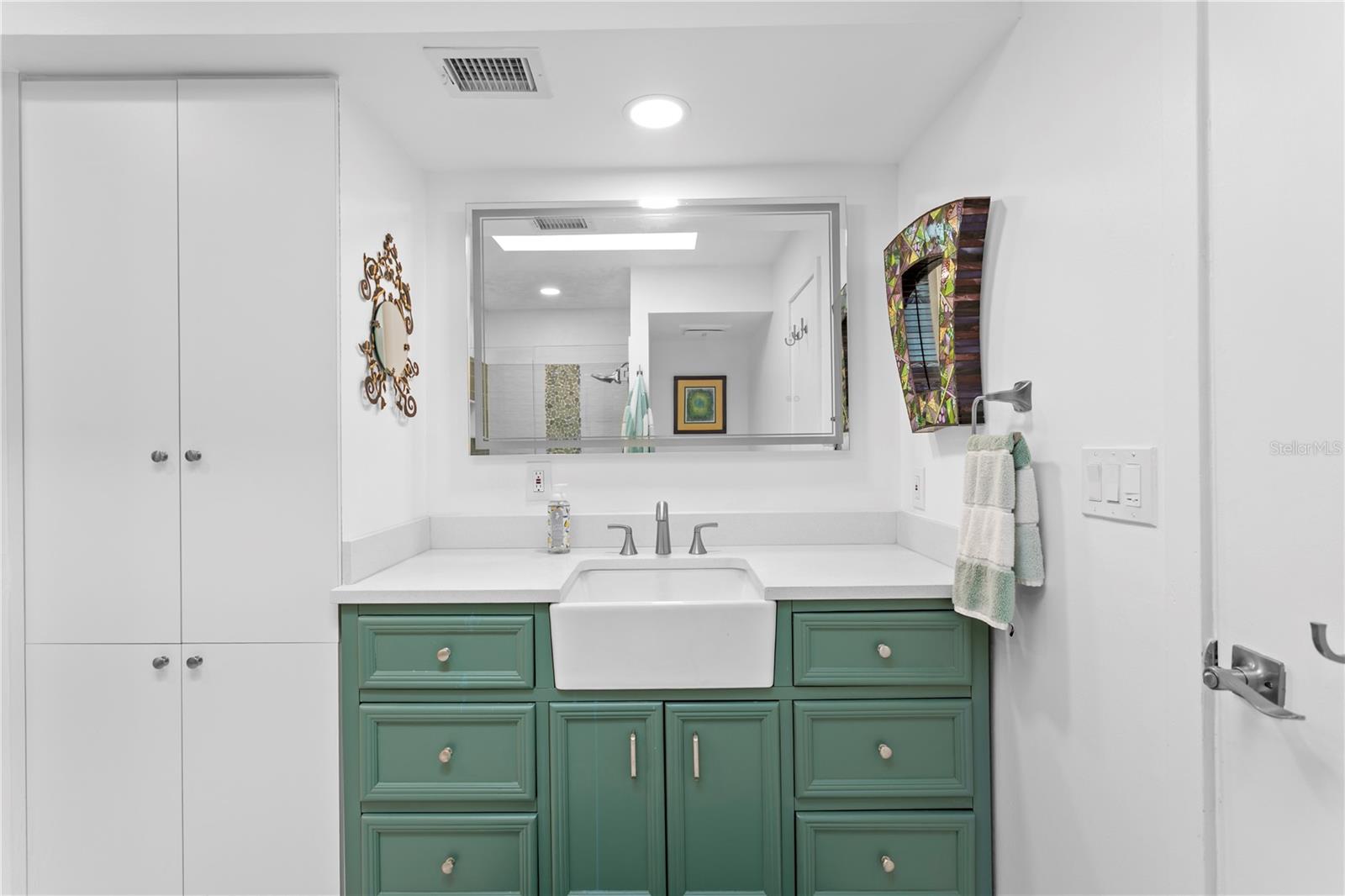 CARROLLWOOD VILLAGE SEC 1 - Residential