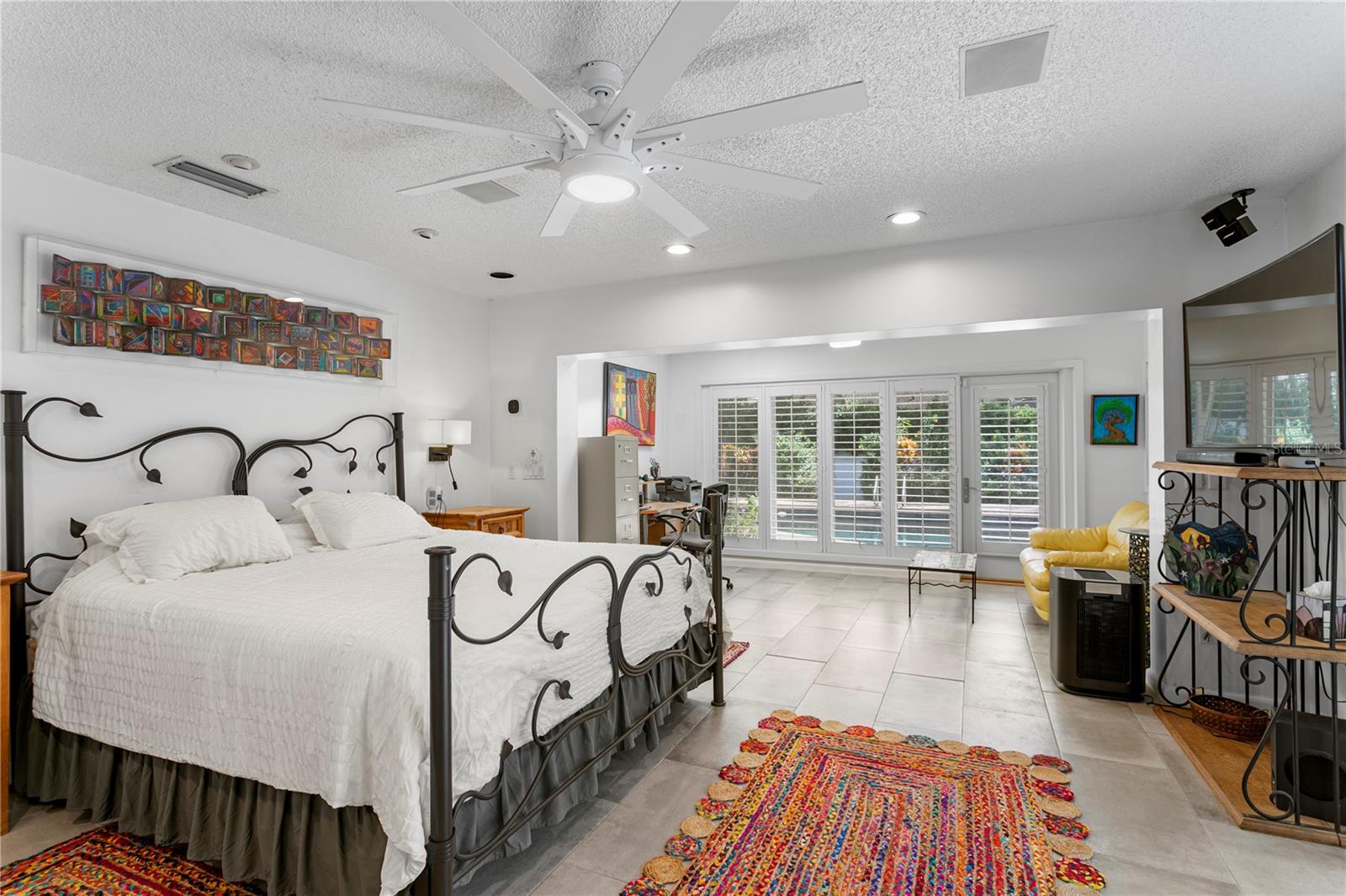 CARROLLWOOD VILLAGE SEC 1 - Residential