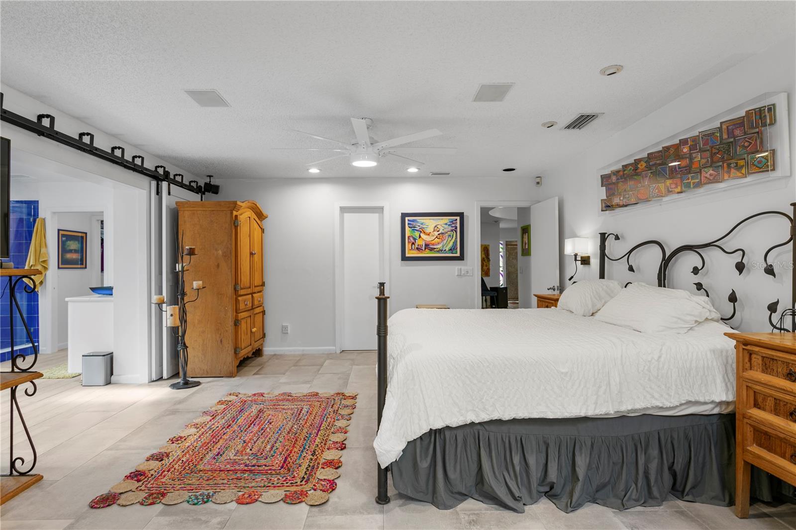 CARROLLWOOD VILLAGE SEC 1 - Residential