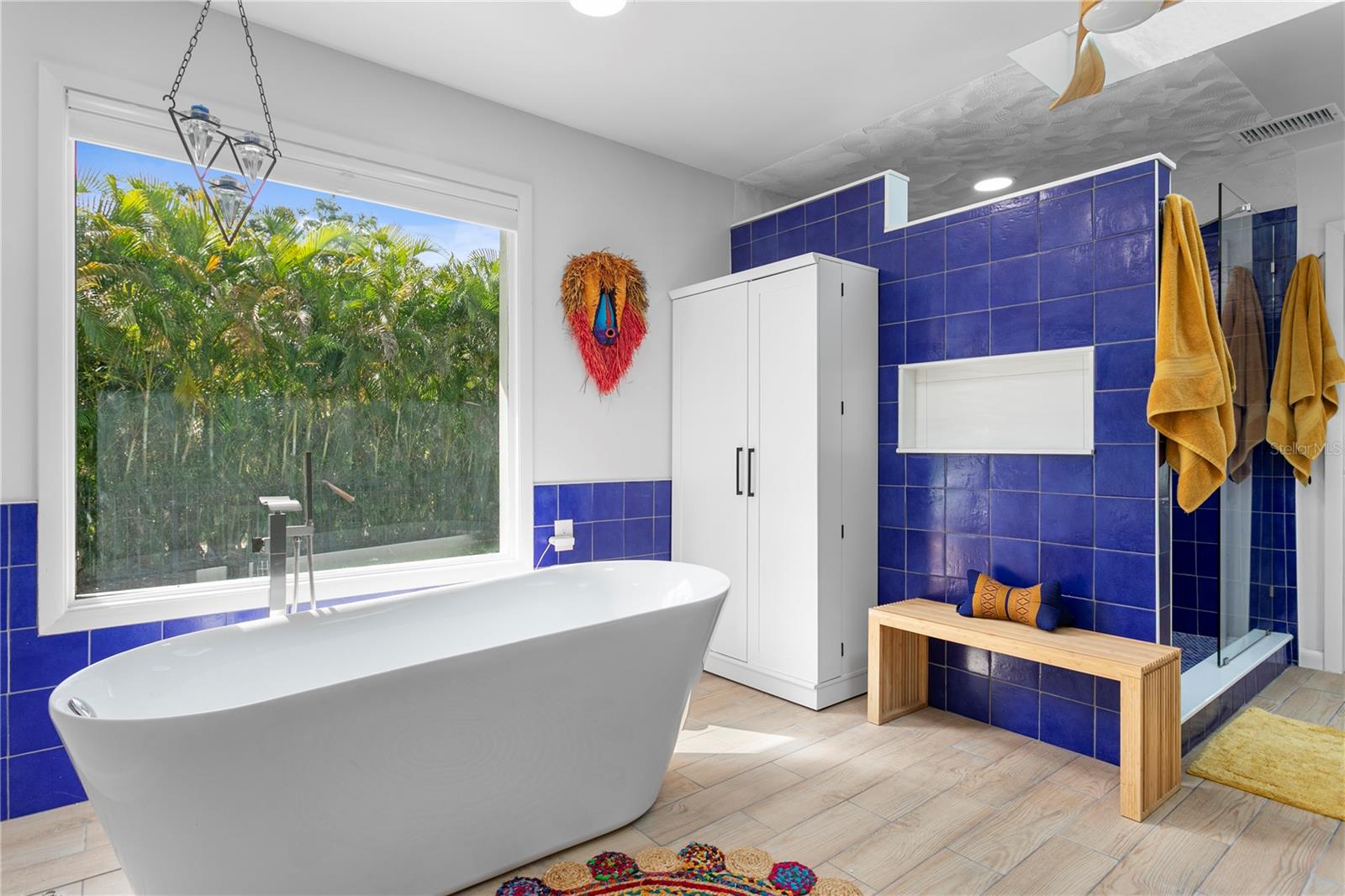 CARROLLWOOD VILLAGE SEC 1 - Residential
