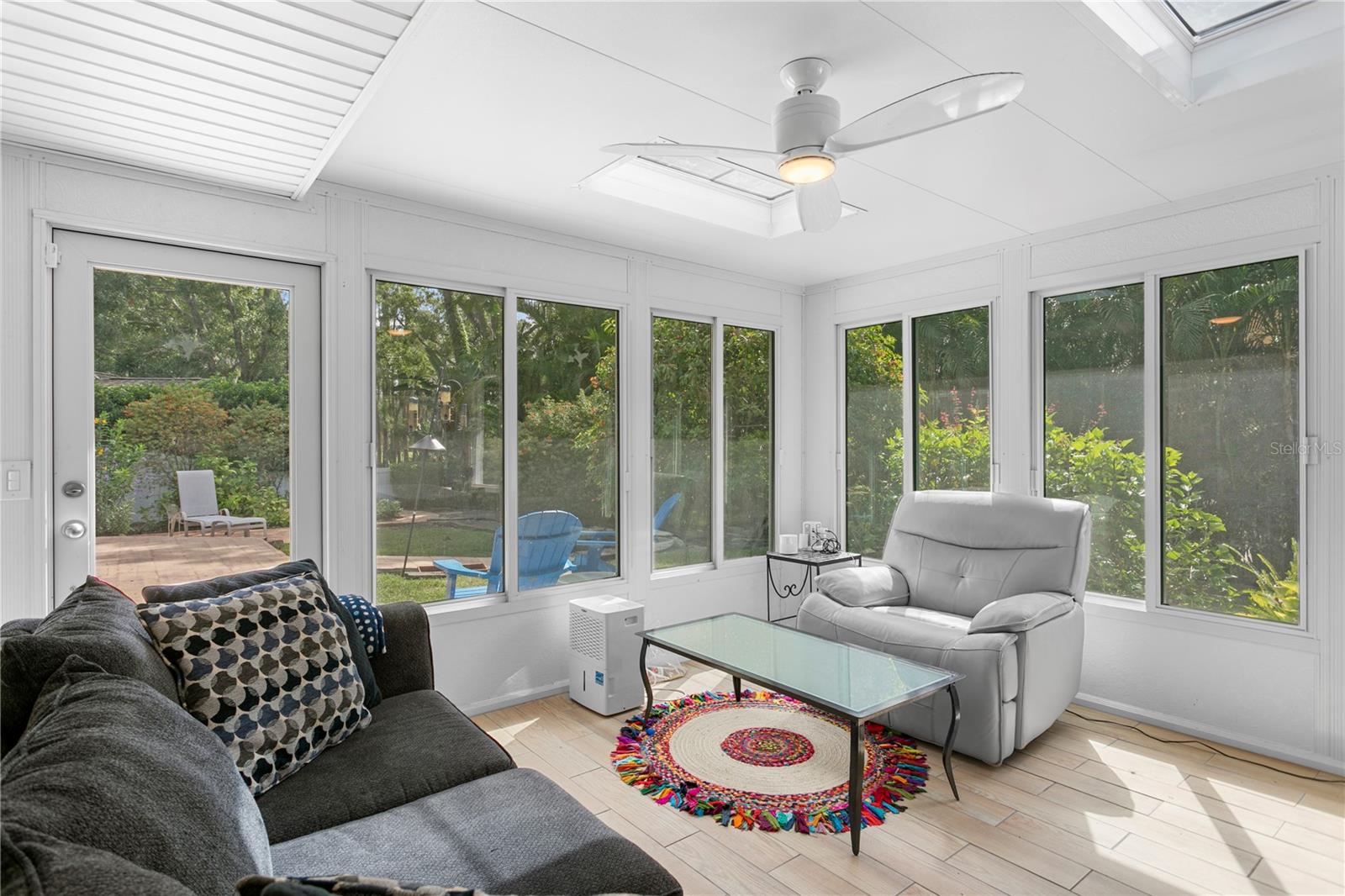 CARROLLWOOD VILLAGE SEC 1 - Residential