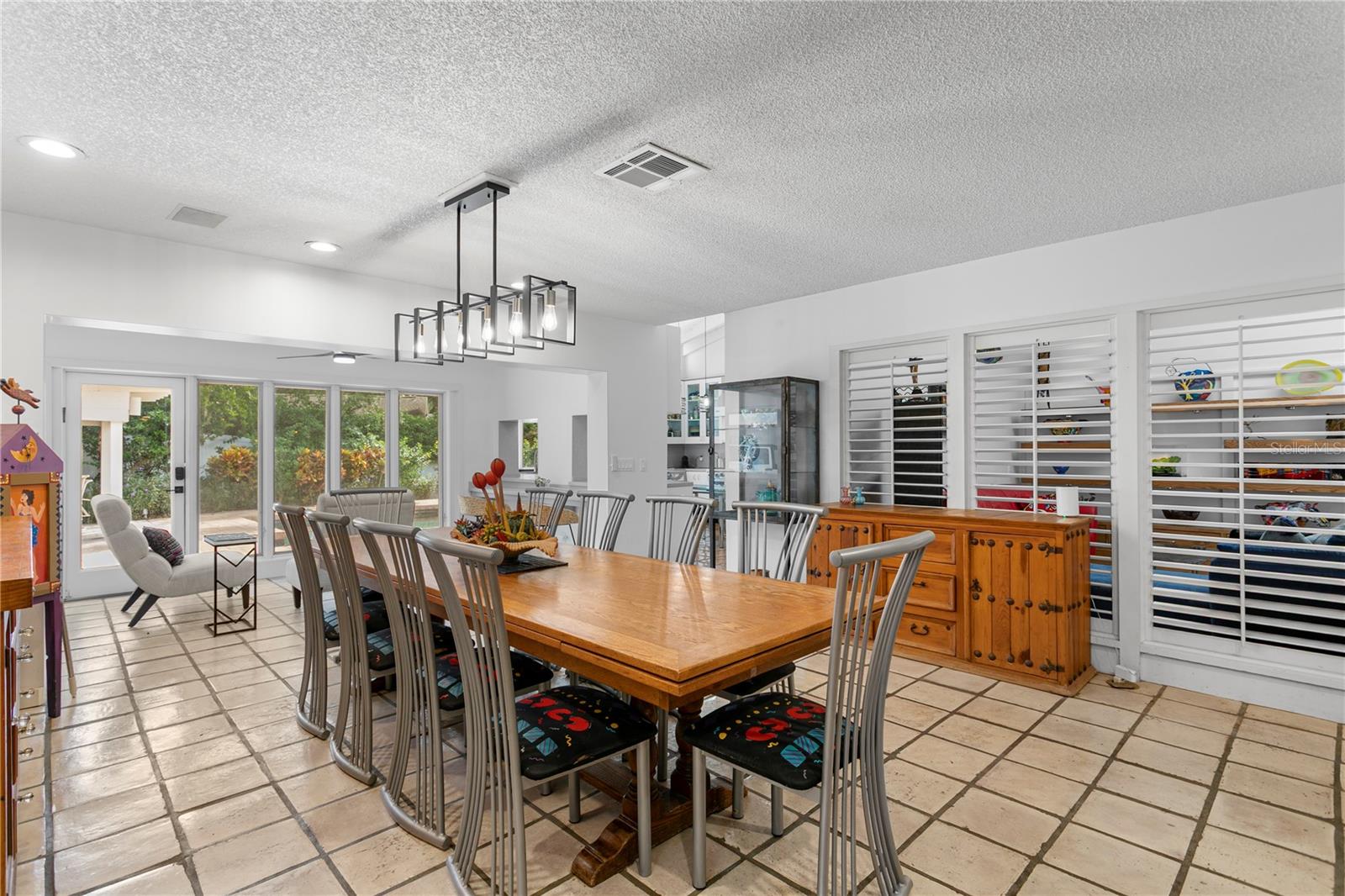 CARROLLWOOD VILLAGE SEC 1 - Residential