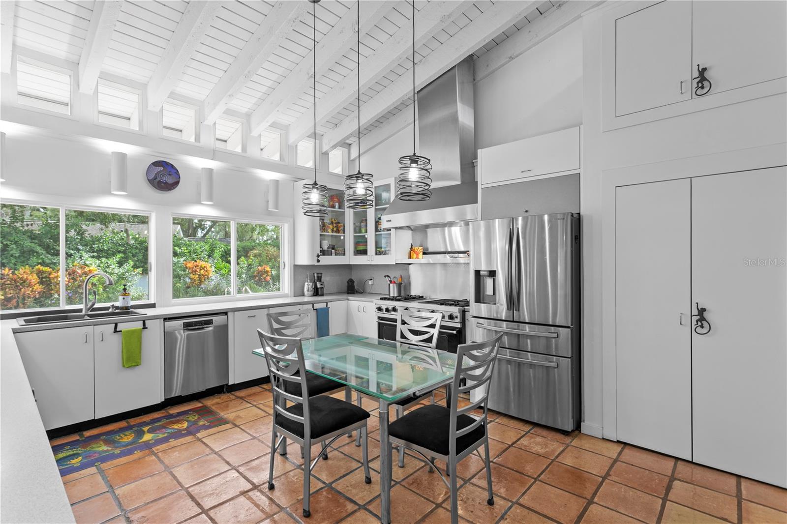 CARROLLWOOD VILLAGE SEC 1 - Residential