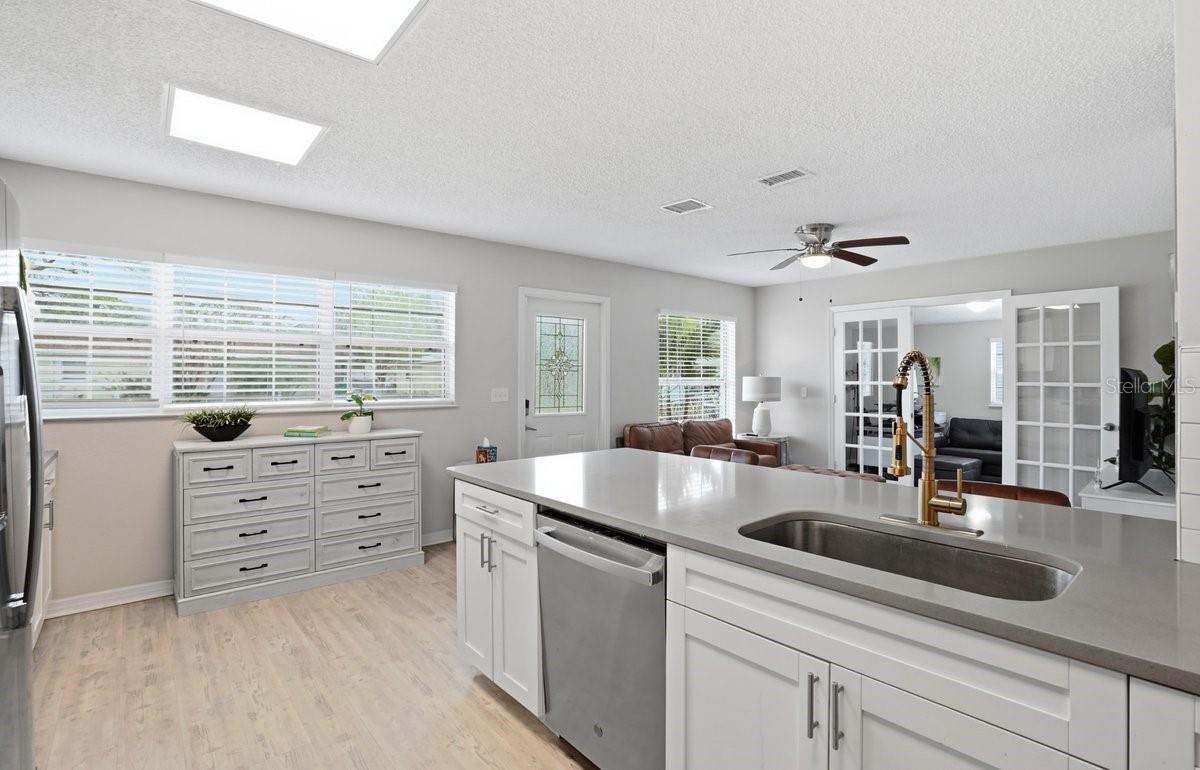 GANDY GARDENS 9 - Residential