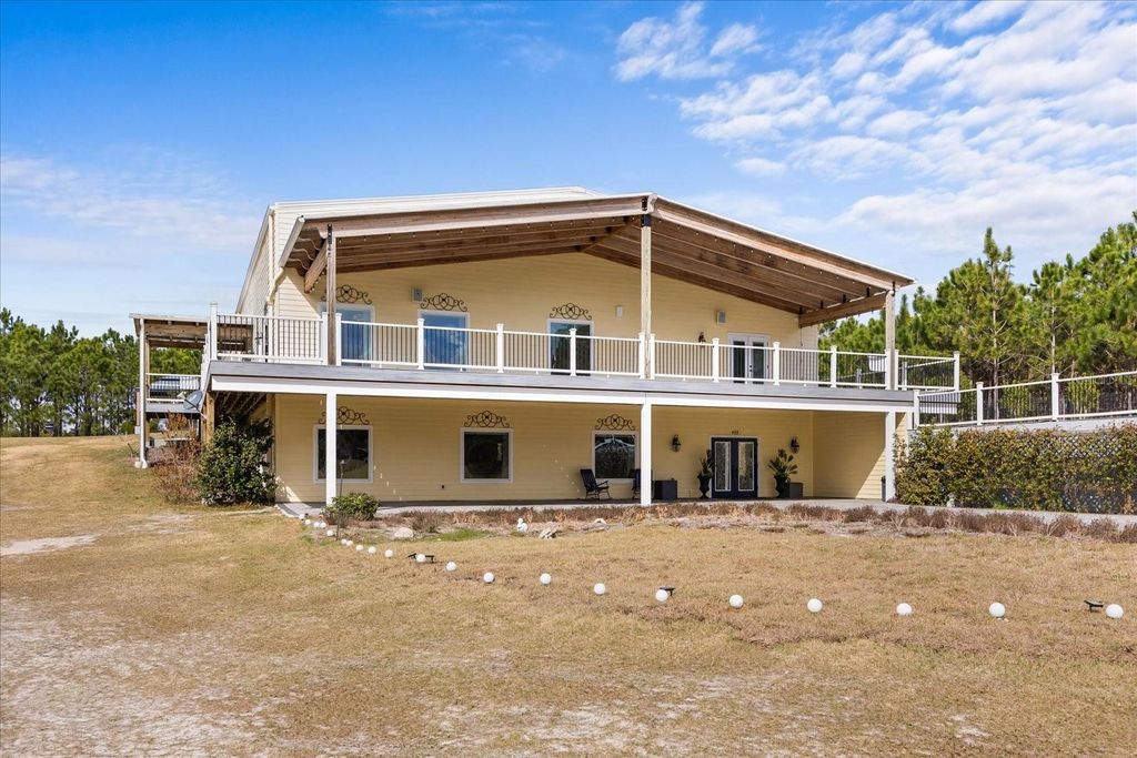 Photo of 455 Briar Patch Lane, Geneva, FL 32732 (MLS # O6384158)