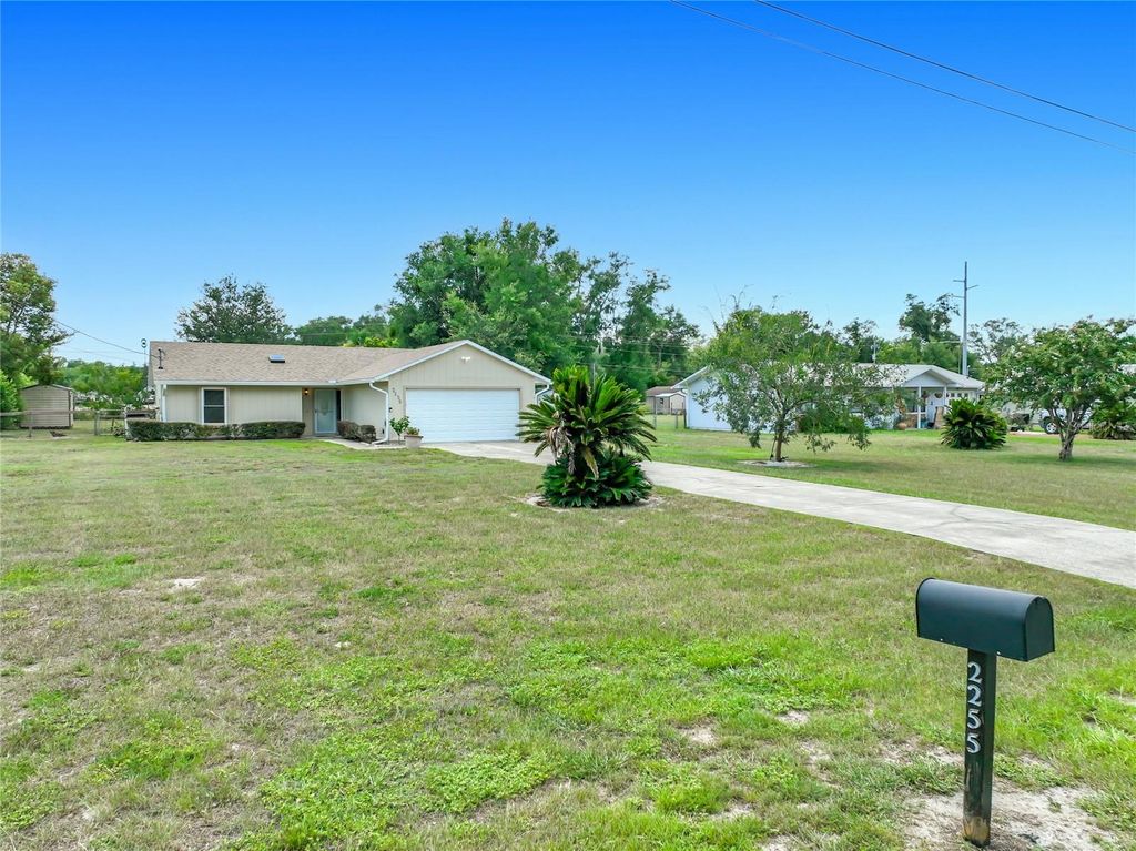Photo of 2255 Croat Street, Mount Dora, FL 32757 (MLS # G5115537)