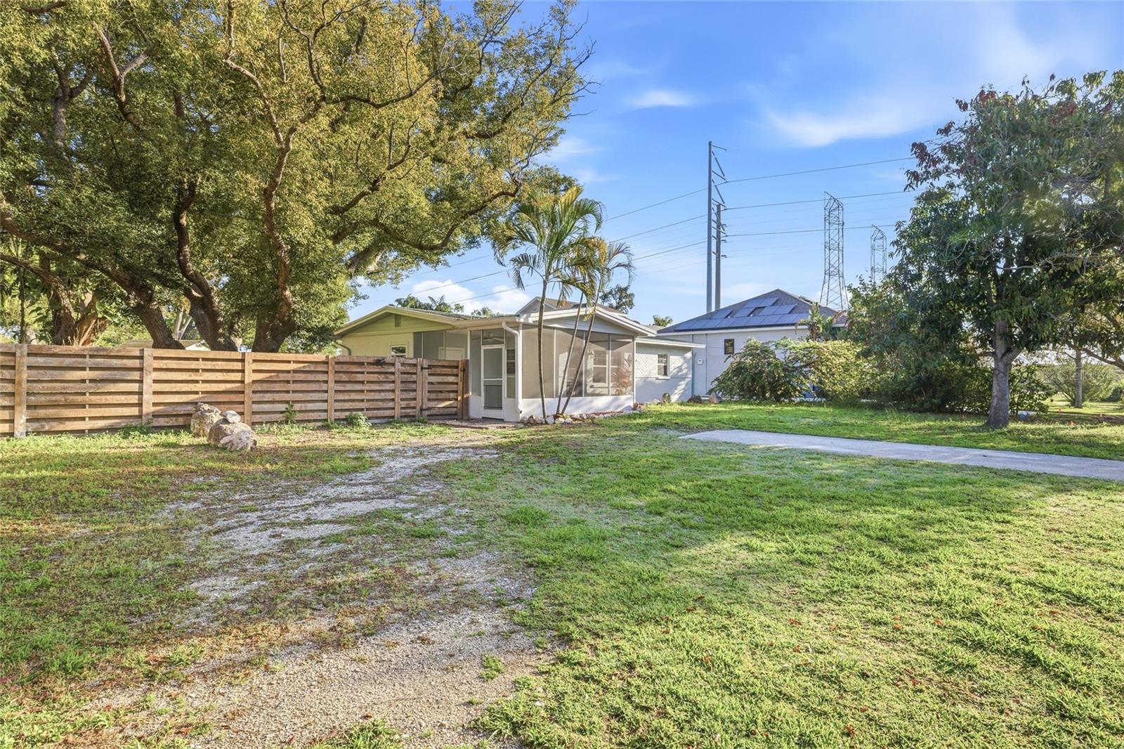 OLDSMAR COUNTRY CLUB ESTATES SEC 1 REP - Residential