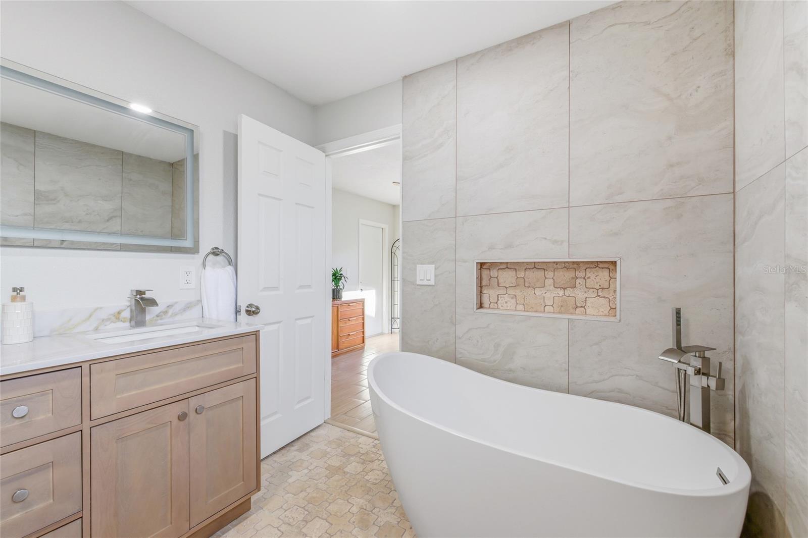 OLDSMAR COUNTRY CLUB ESTATES SEC 1 REP - Residential