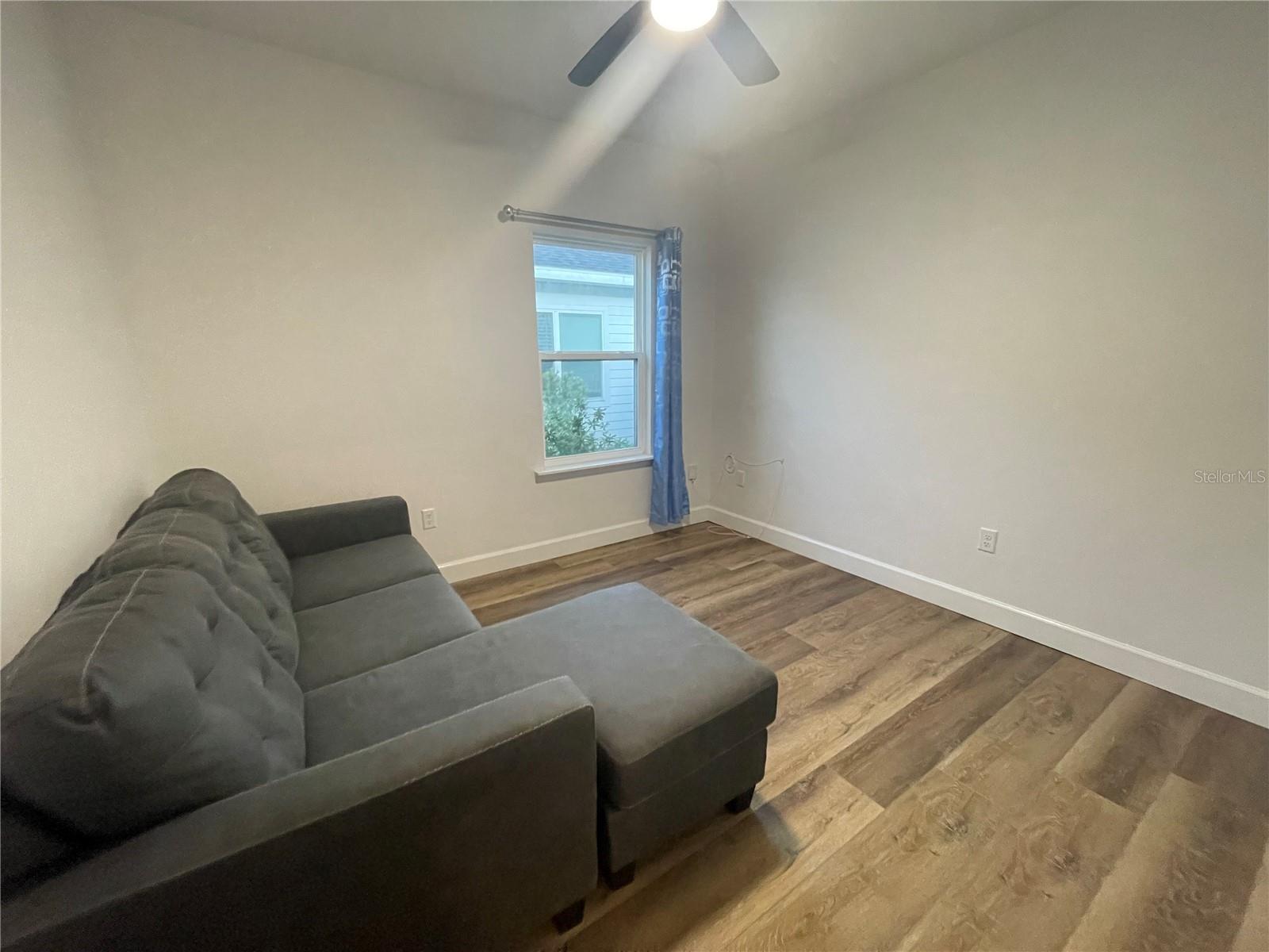 GRAND OAKS AT TOWER PH 2 PB 37 PG 63 - Residential