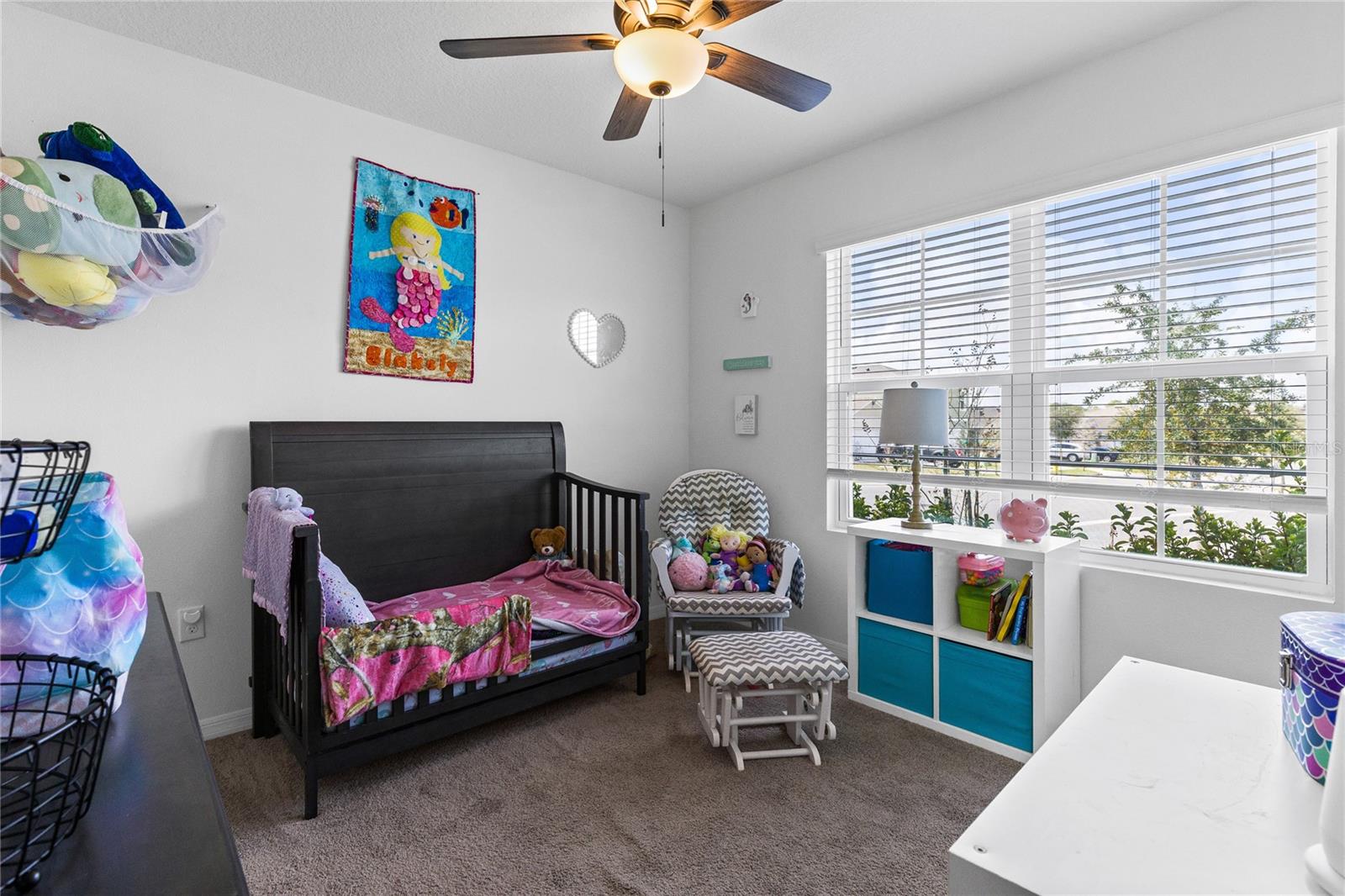 VICTORIA OAKS - Residential