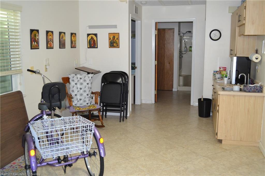 SEBRING COUNTRY ESTATES SEC 03 - Residential