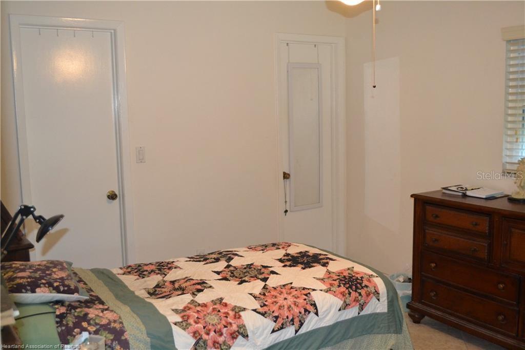 SEBRING COUNTRY ESTATES SEC 03 - Residential