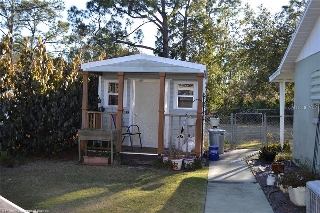 SEBRING COUNTRY ESTATES SEC 03 - Residential