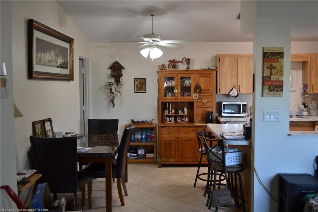 SEBRING COUNTRY ESTATES SEC 03 - Residential