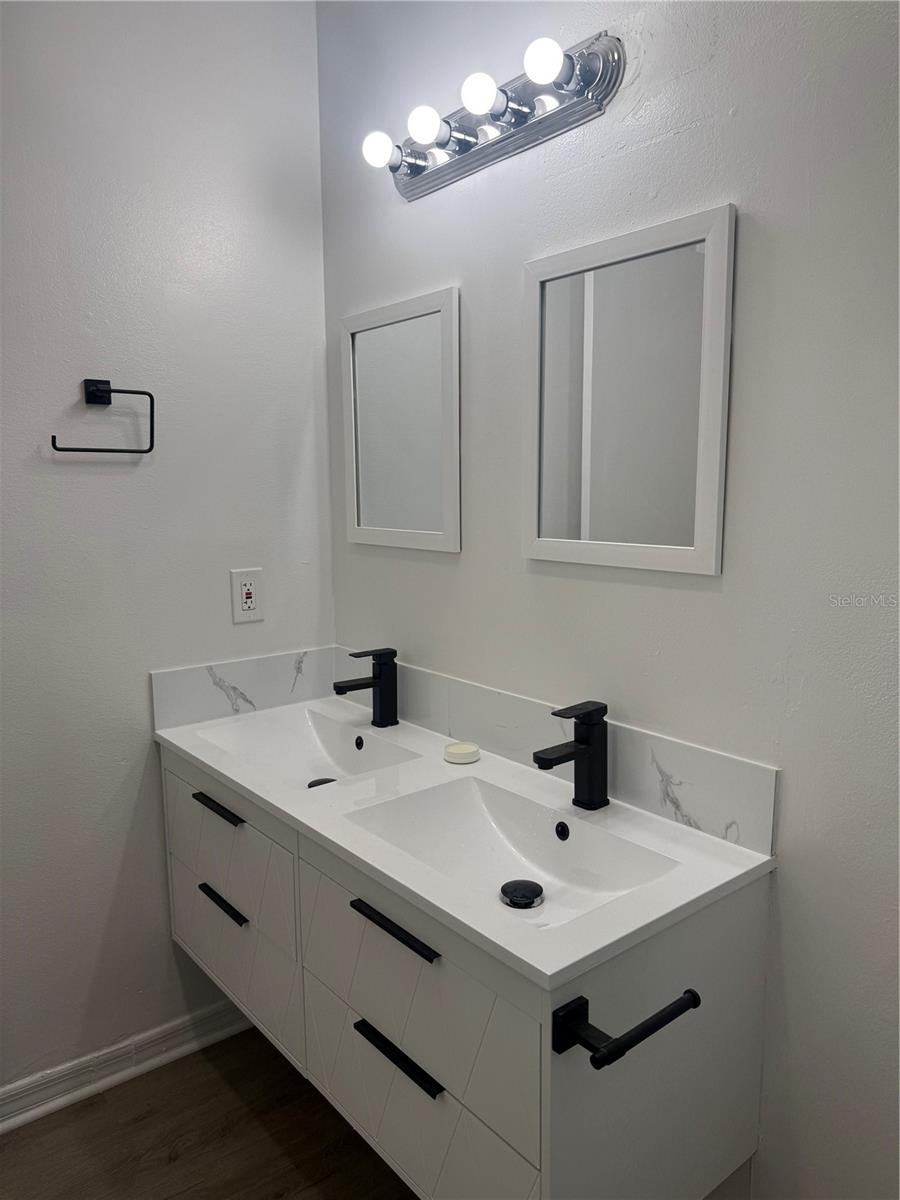 WINDSOR PINES 2 CONDO - Residential