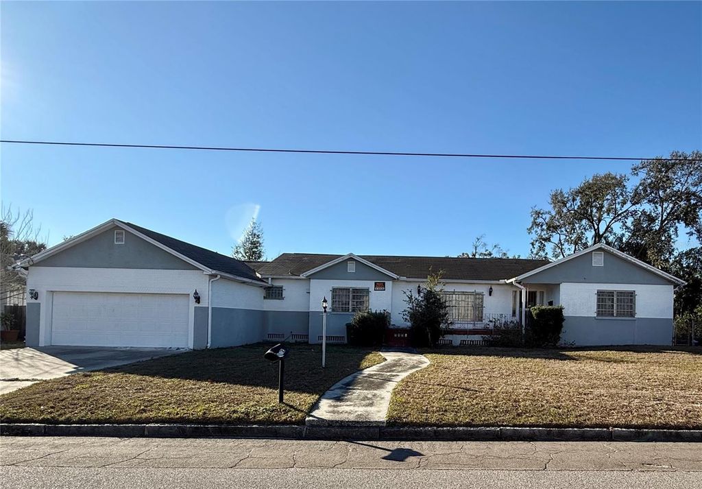 Photo of 1112 W La Salle Street, Tampa, FL 33607 (MLS # TB8470245)