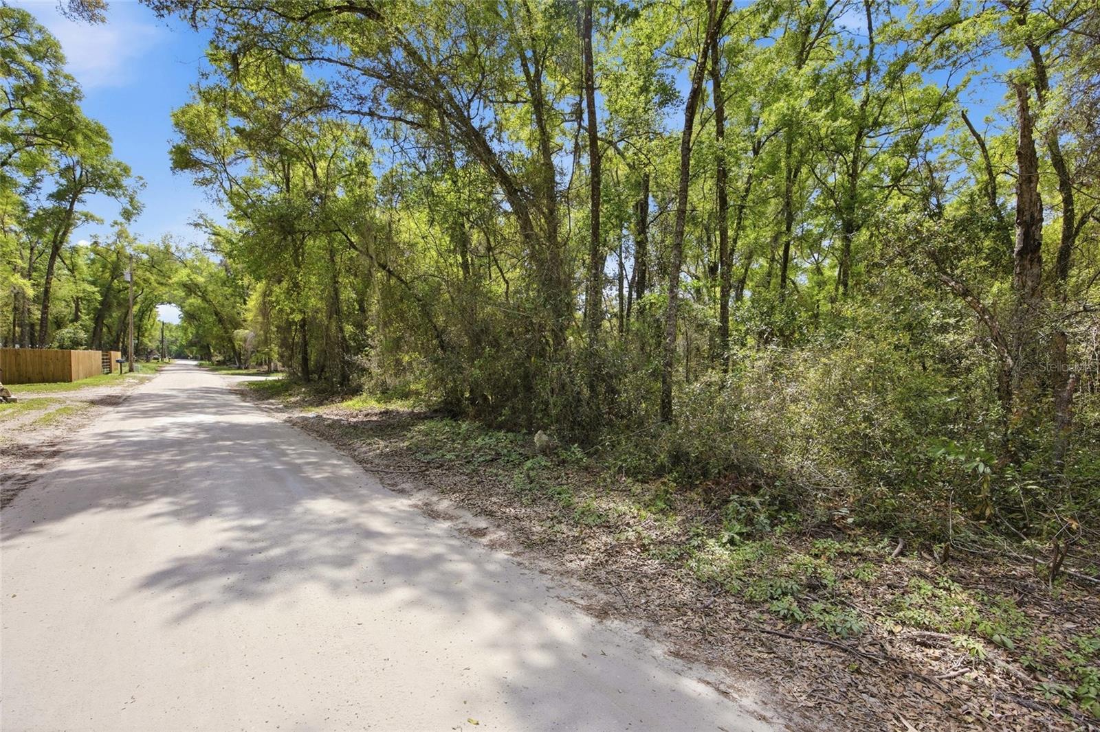 SILVER SPGS ACRES - Land