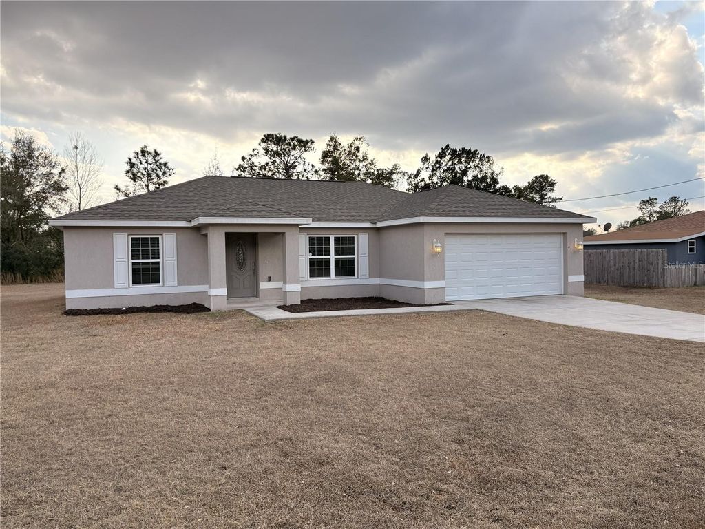 Photo of 4 Bahia Court Lane, Ocala, FL 34472 (MLS # O6384895)