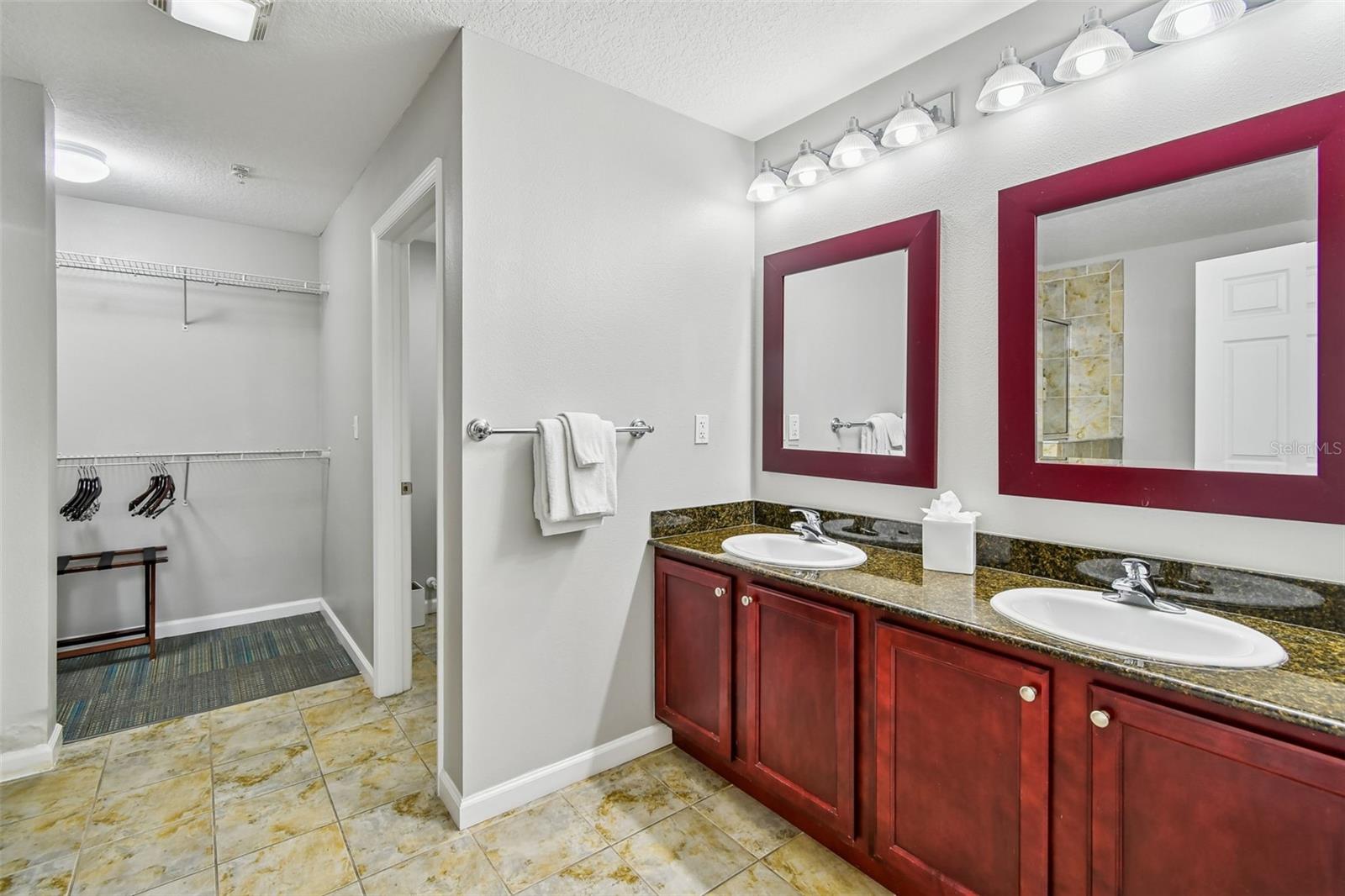 GROVE RESORT & SPA HOTEL CONDOMINIUM - Residential