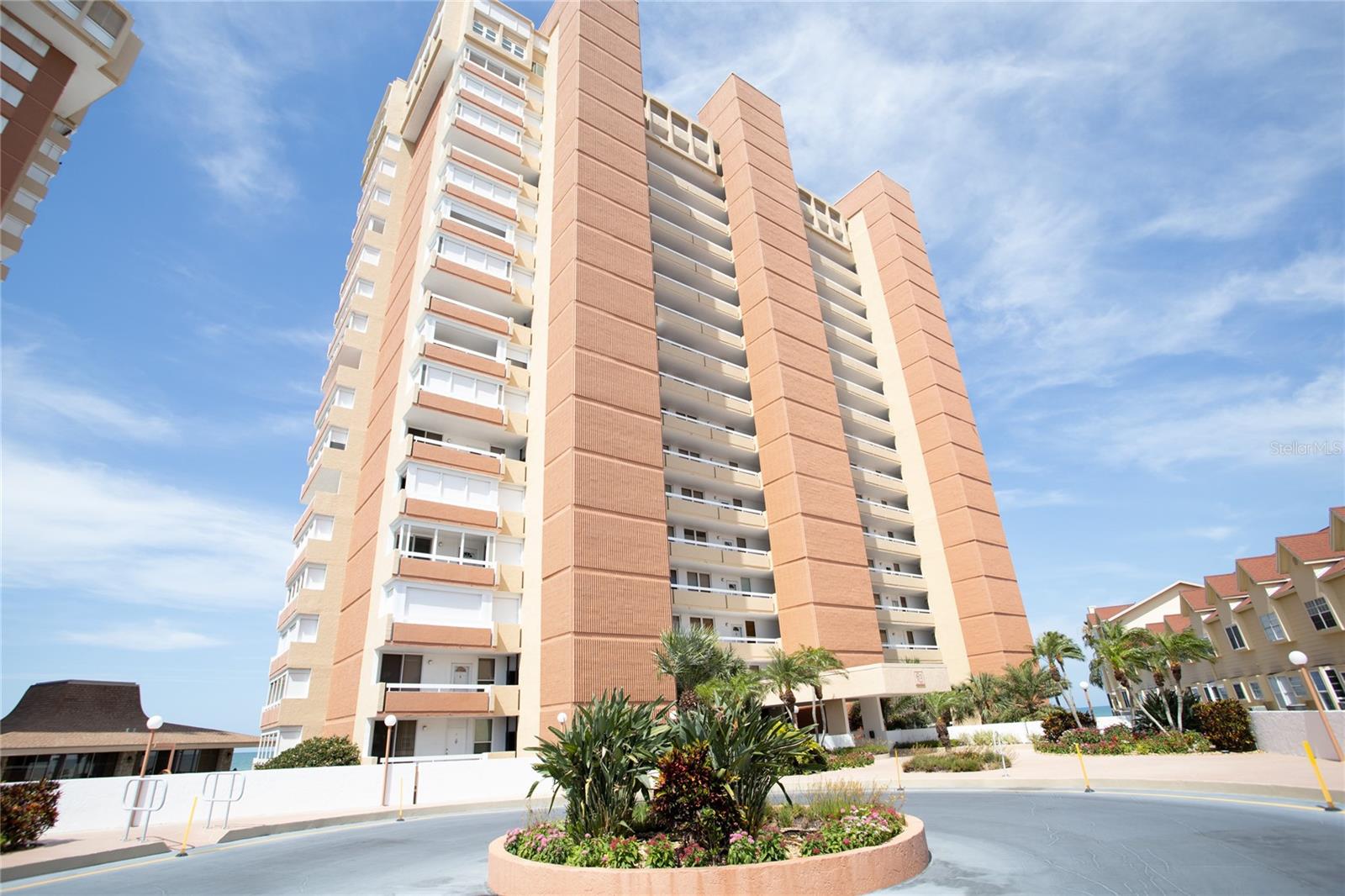REDINGTON TOWERS 3 CONDO - Residential Lease