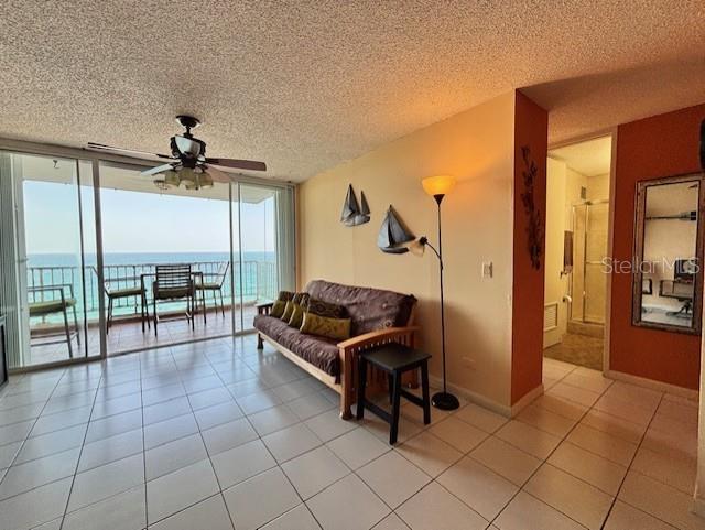Condo Sandy Hills MATIENZO CINTRÓN 4-C