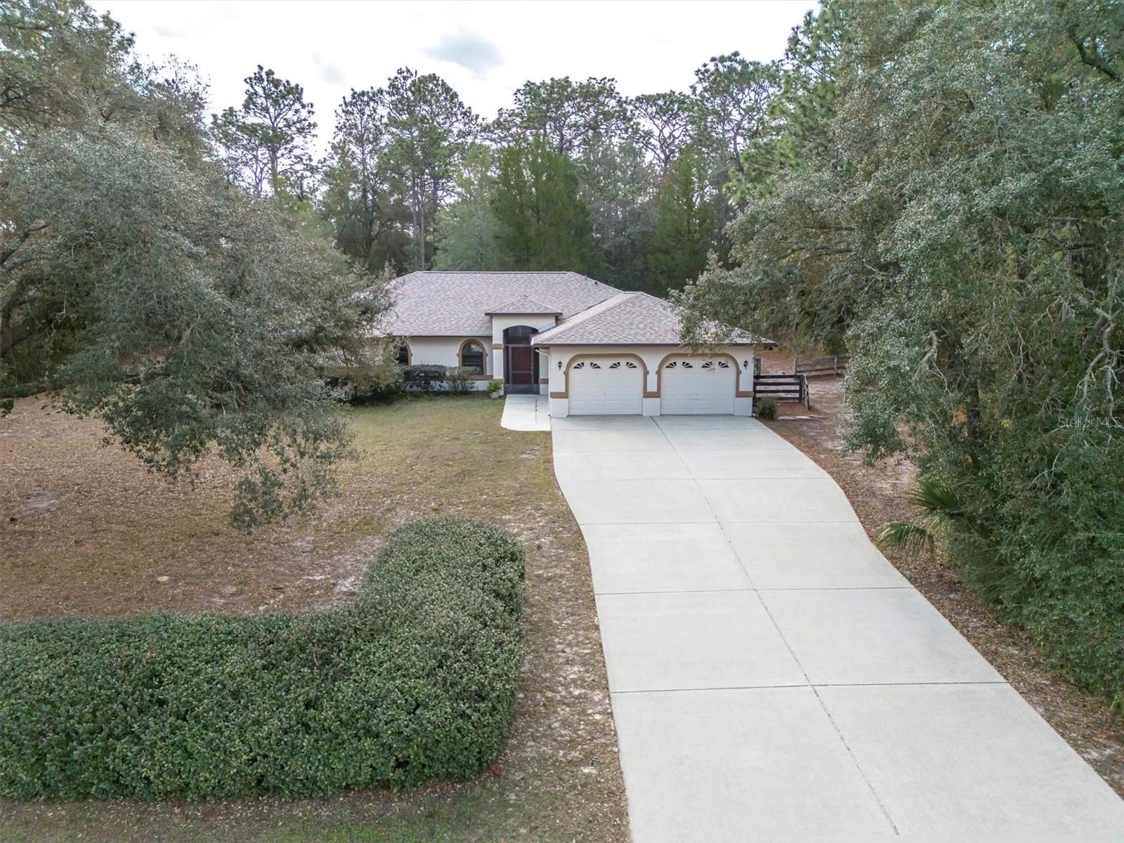 PINE RIDGE UNIT 03 - Residential