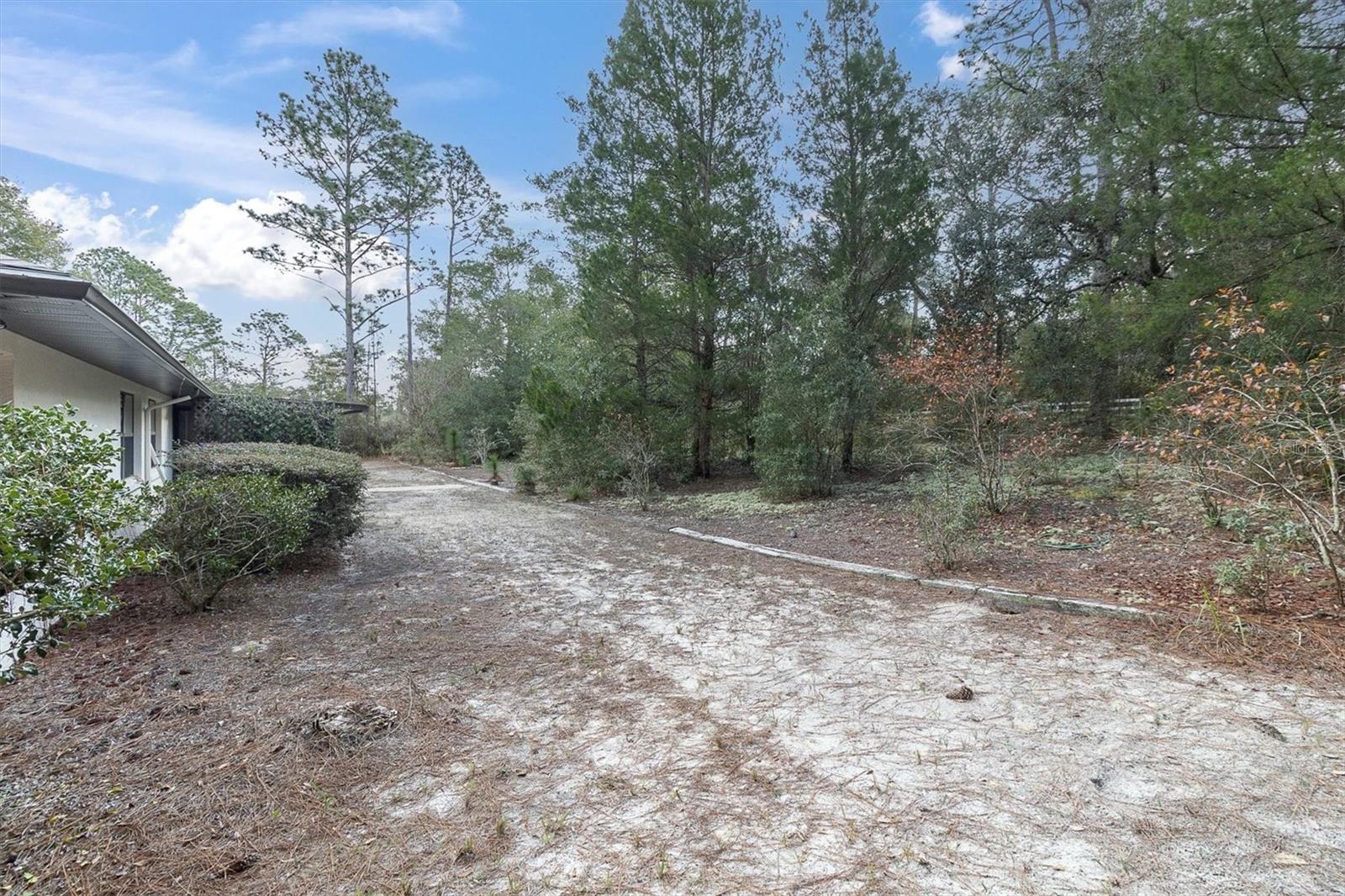 PINE RIDGE UNIT 03 - Residential