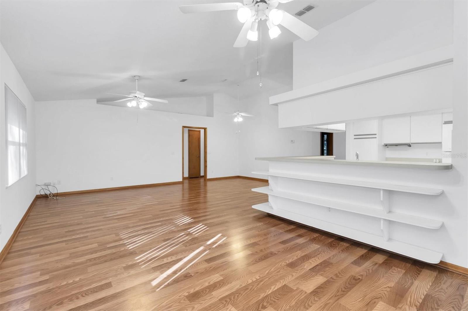 PINE RIDGE UNIT 03 - Residential