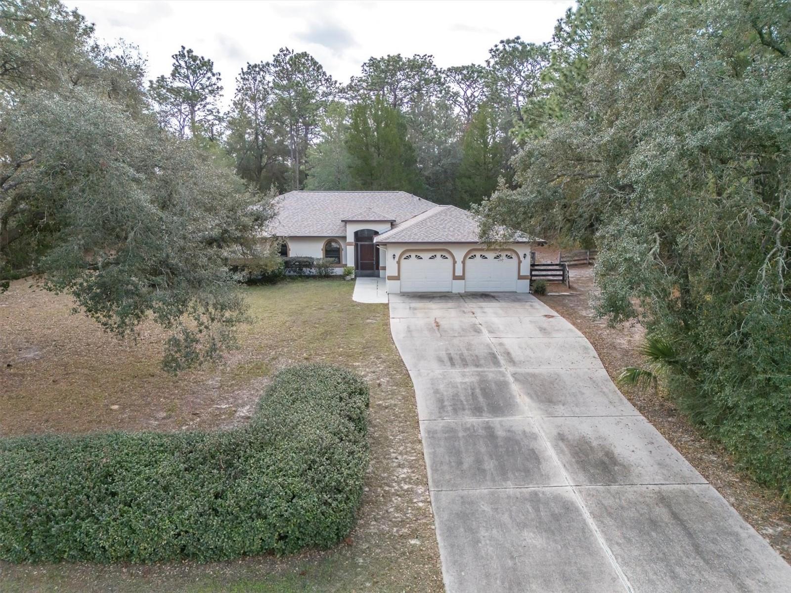 PINE RIDGE UNIT 03 - Residential