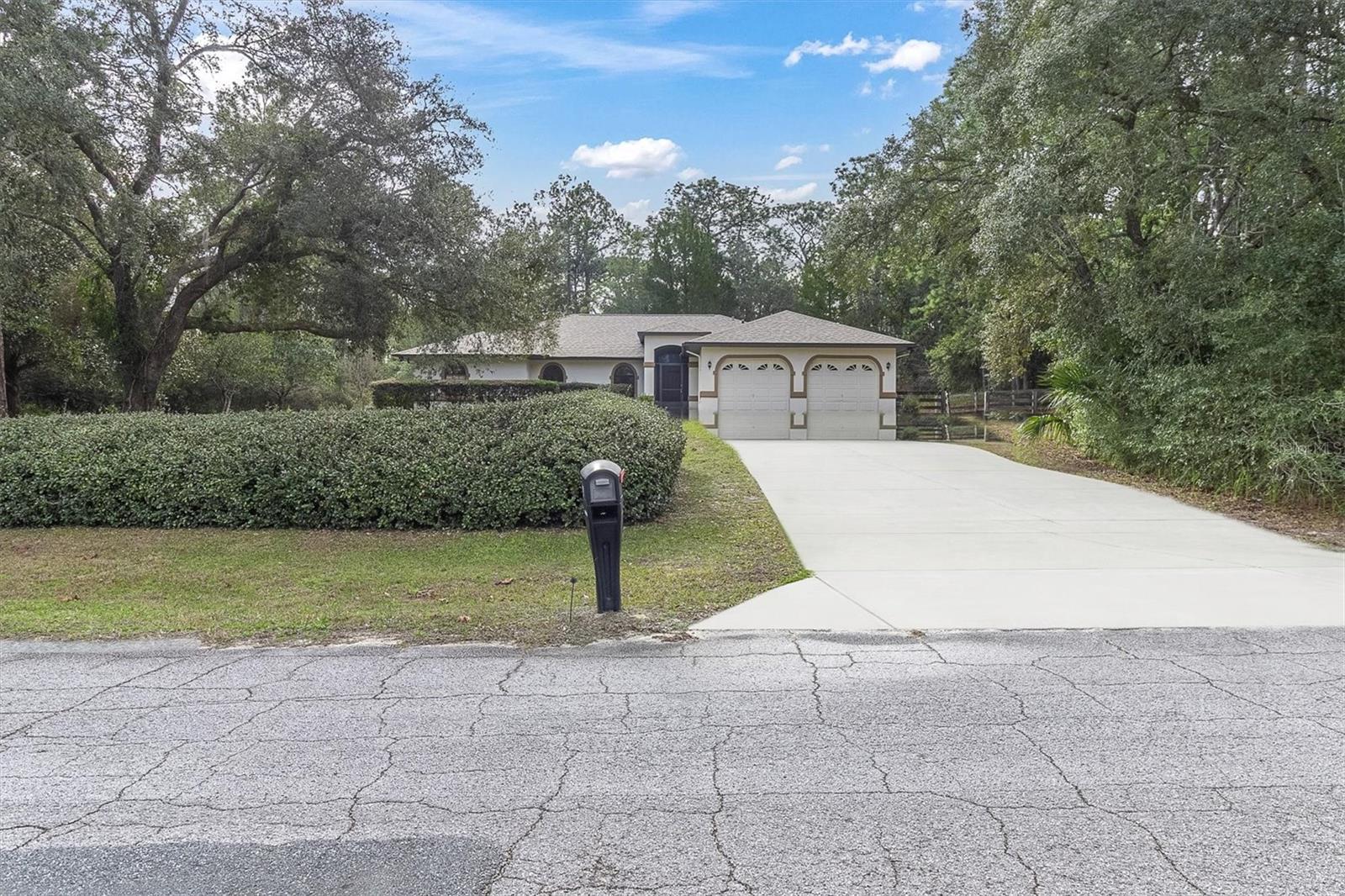 PINE RIDGE UNIT 03 - Residential