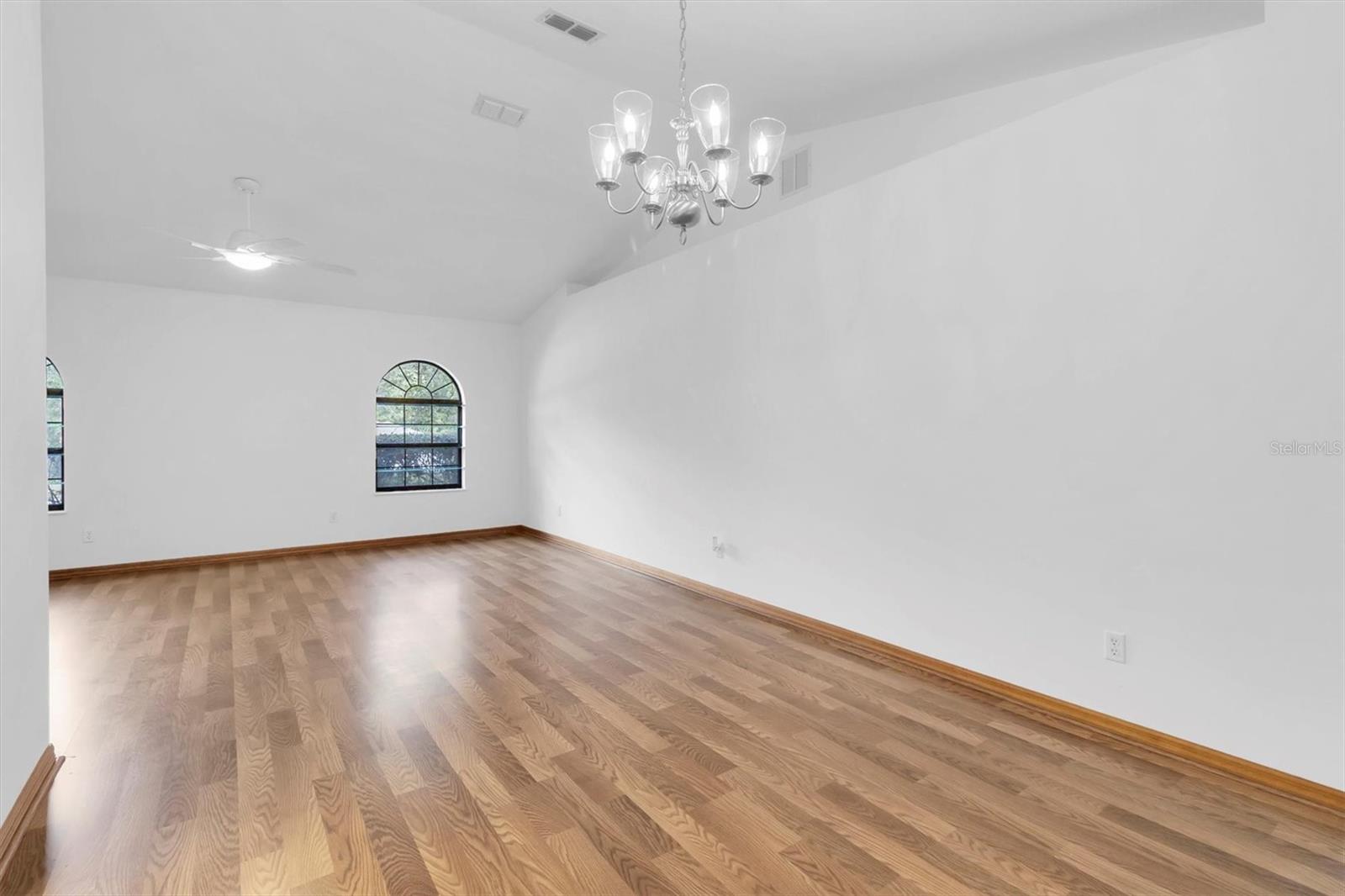 PINE RIDGE UNIT 03 - Residential