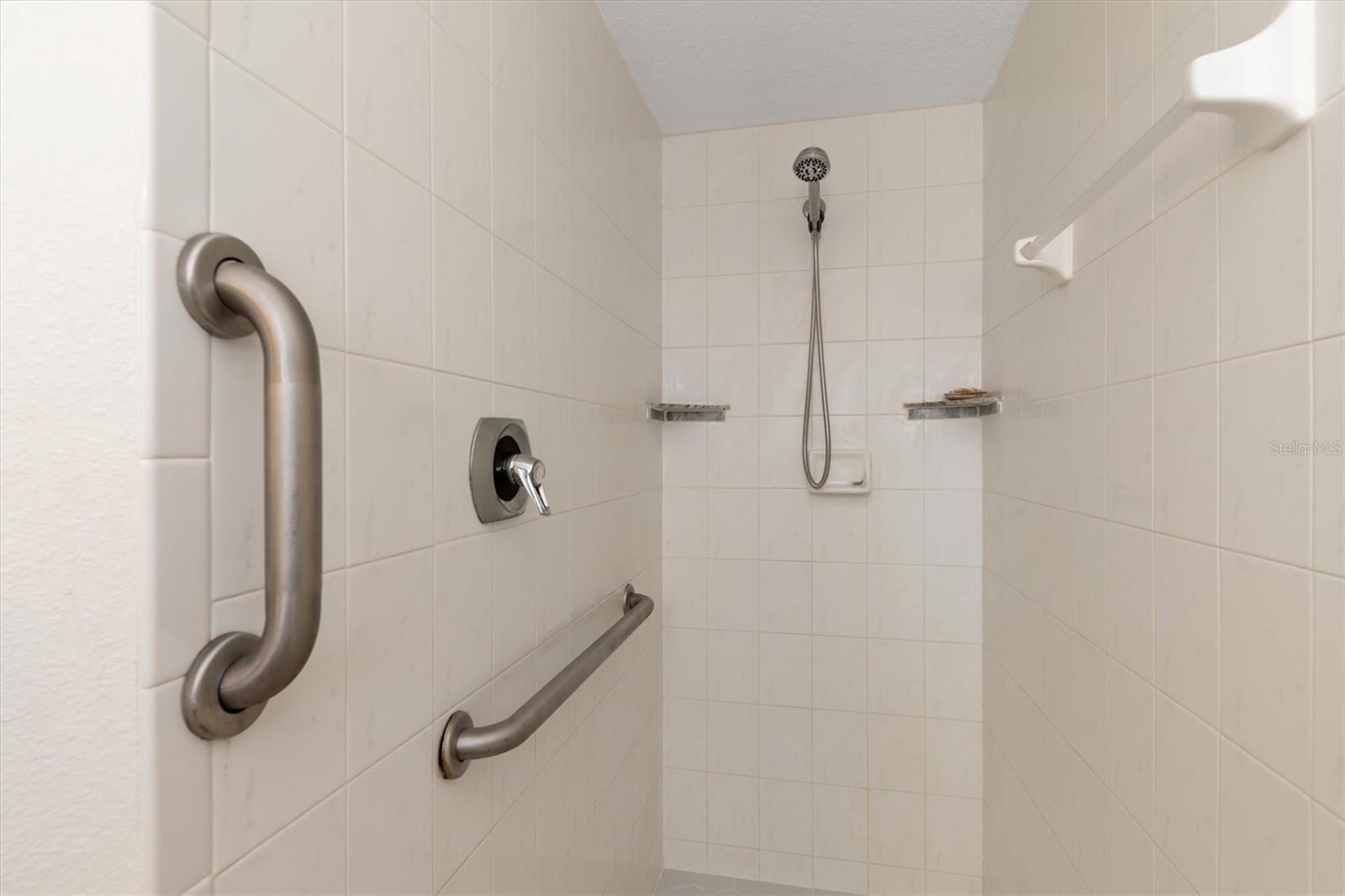 ENGLEWOOD HOMEACRES 1ST ADD - Residential