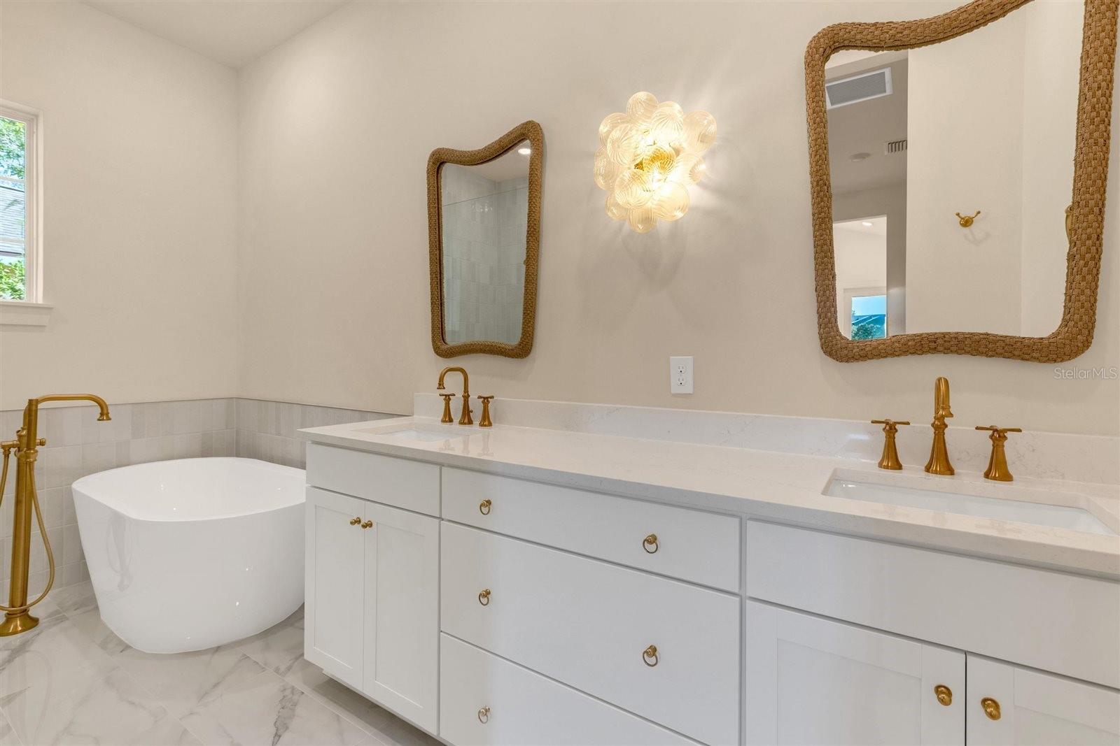 OSCEOLA HEIGHTS - Residential