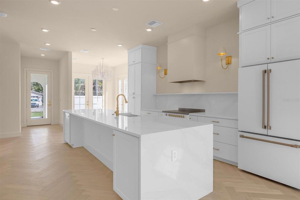 Photo of 1870 Walker Avenue, Winter Park, FL 32789 (MLS # O6390504)